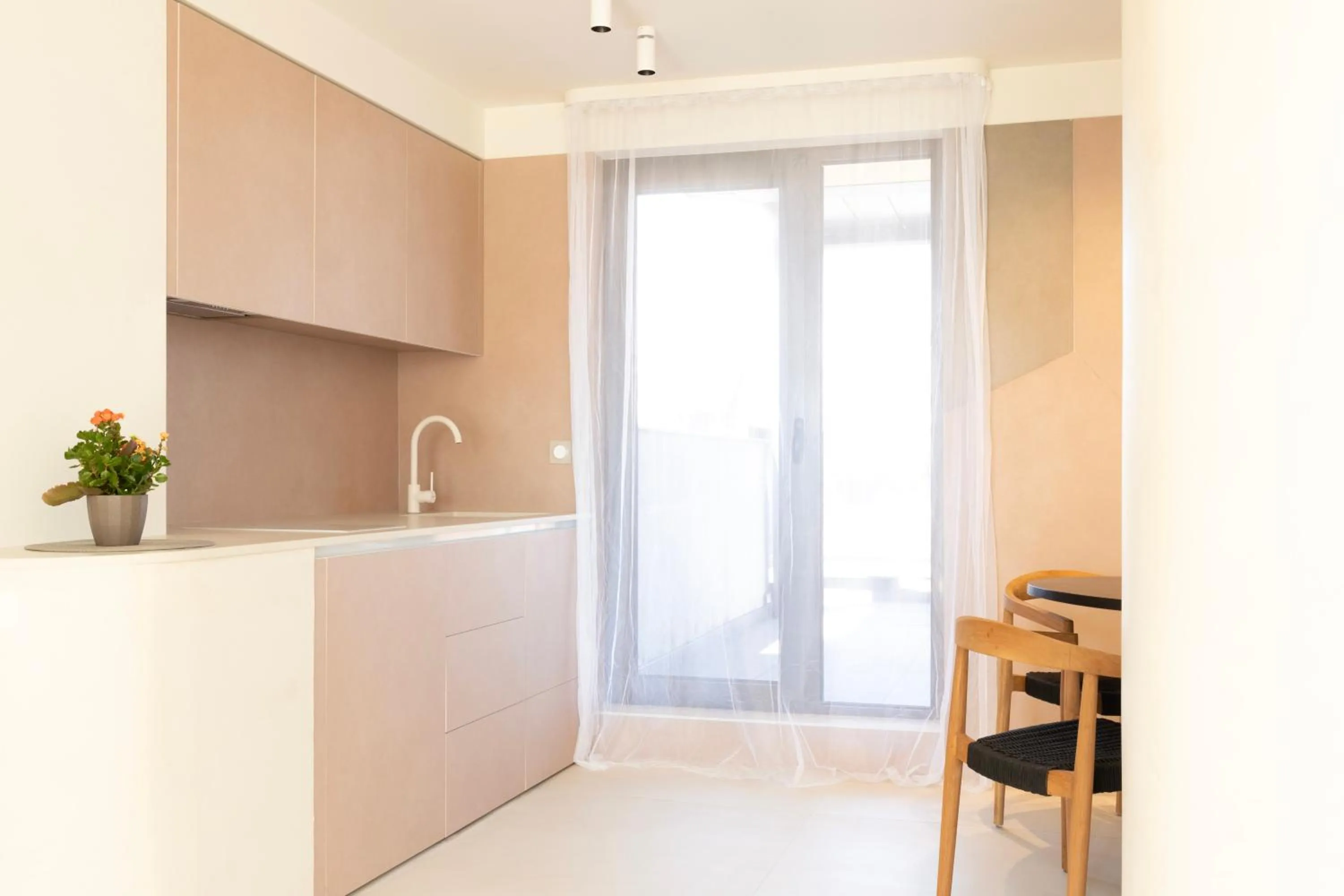 Kitchen or kitchenette in St. George Hotel