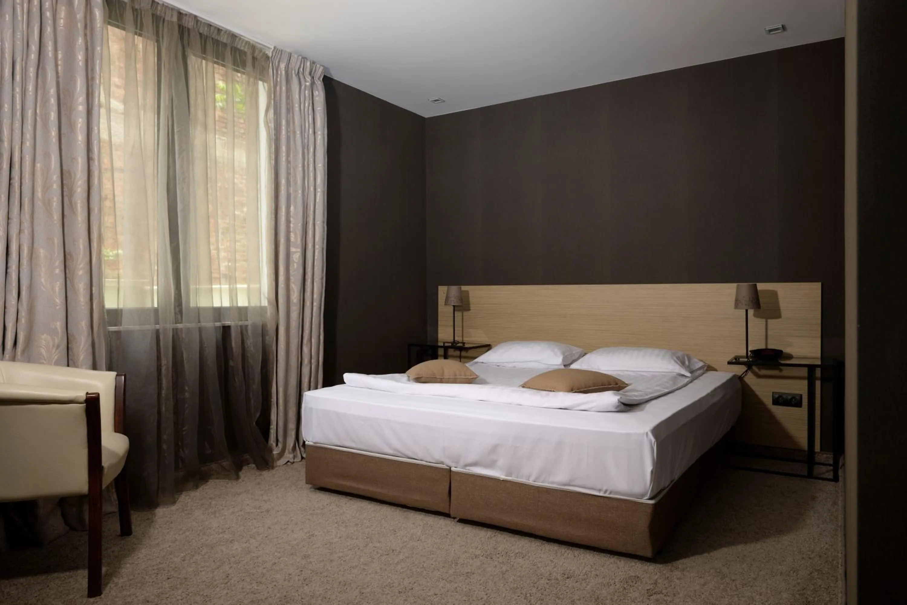 Bed in St. George Hotel