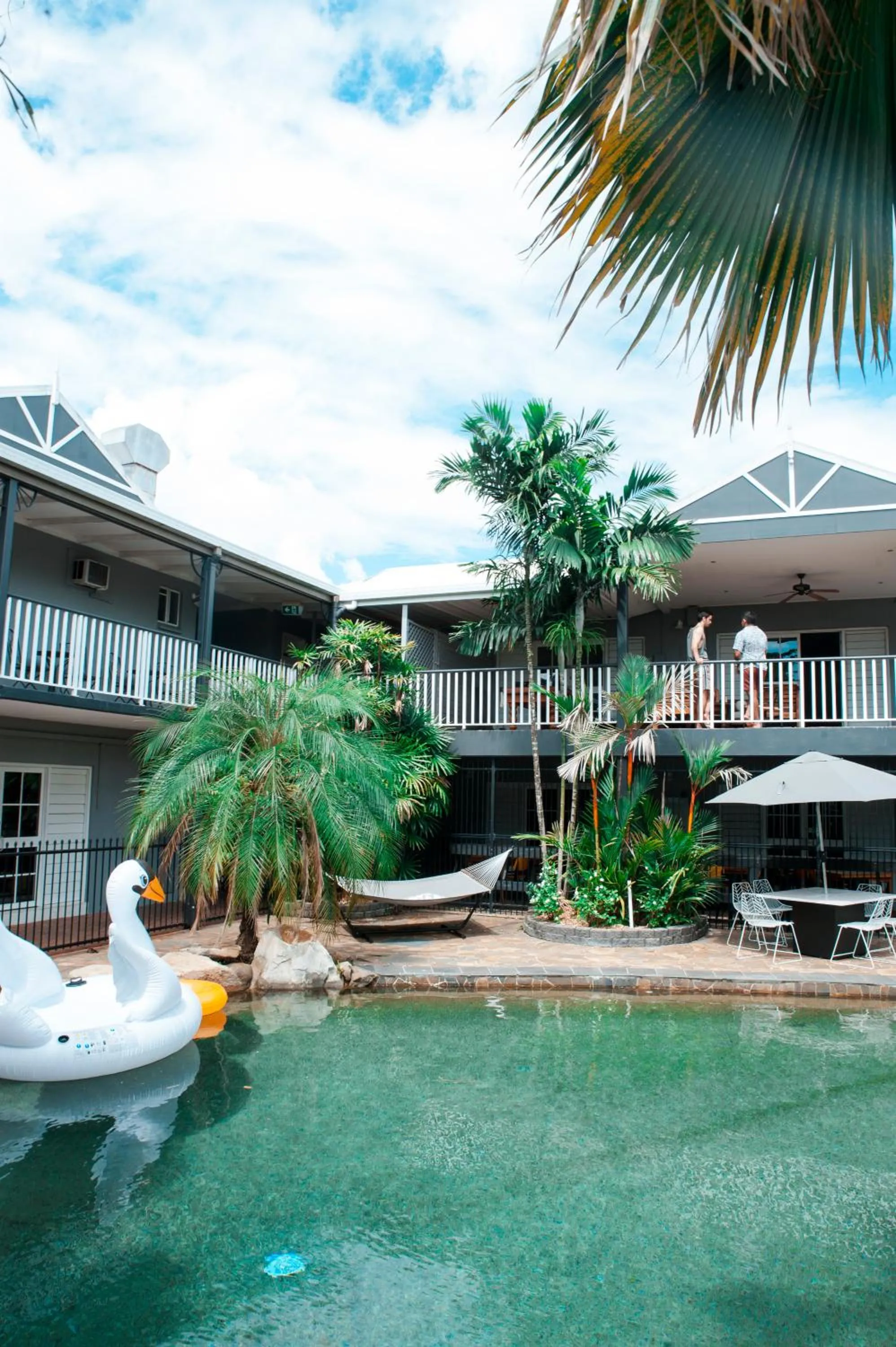 Property building in Motel Nomad