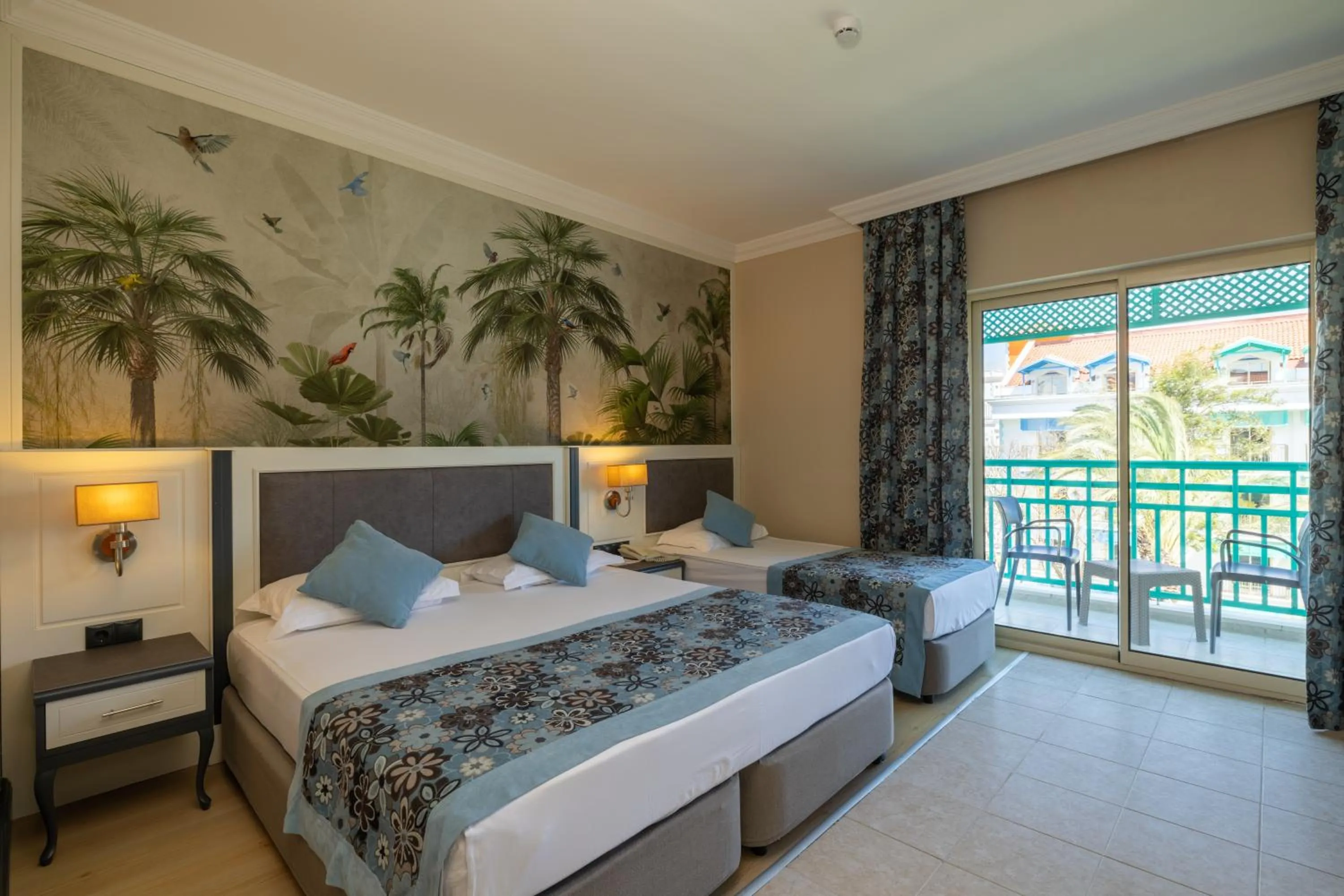 Photo of the whole room, Bed in Crystal Paraiso Verde Resort & Spa - Ultimate All Inclusive