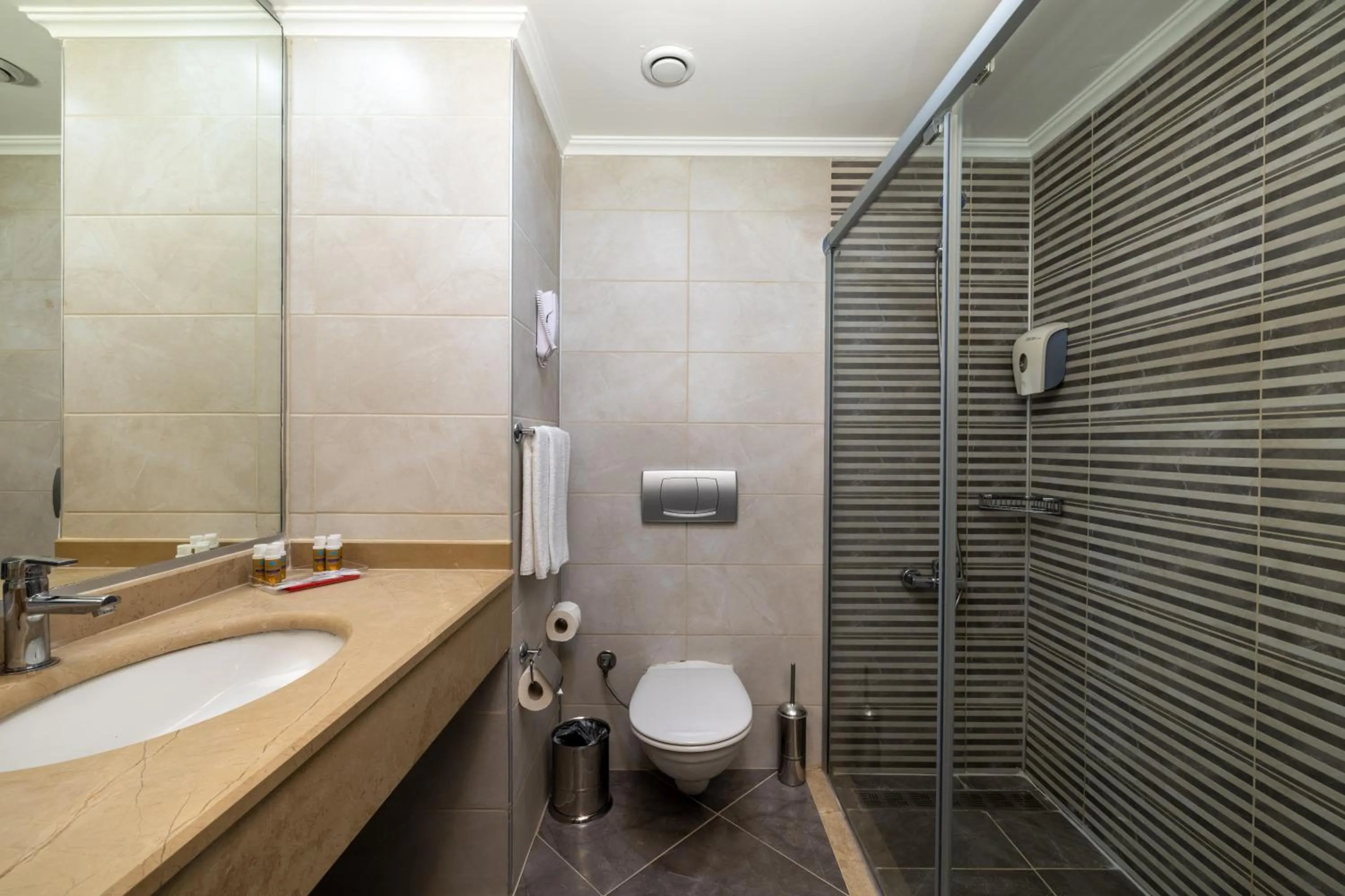 Shower in Crystal Paraiso Verde Resort & Spa - Ultimate All Inclusive