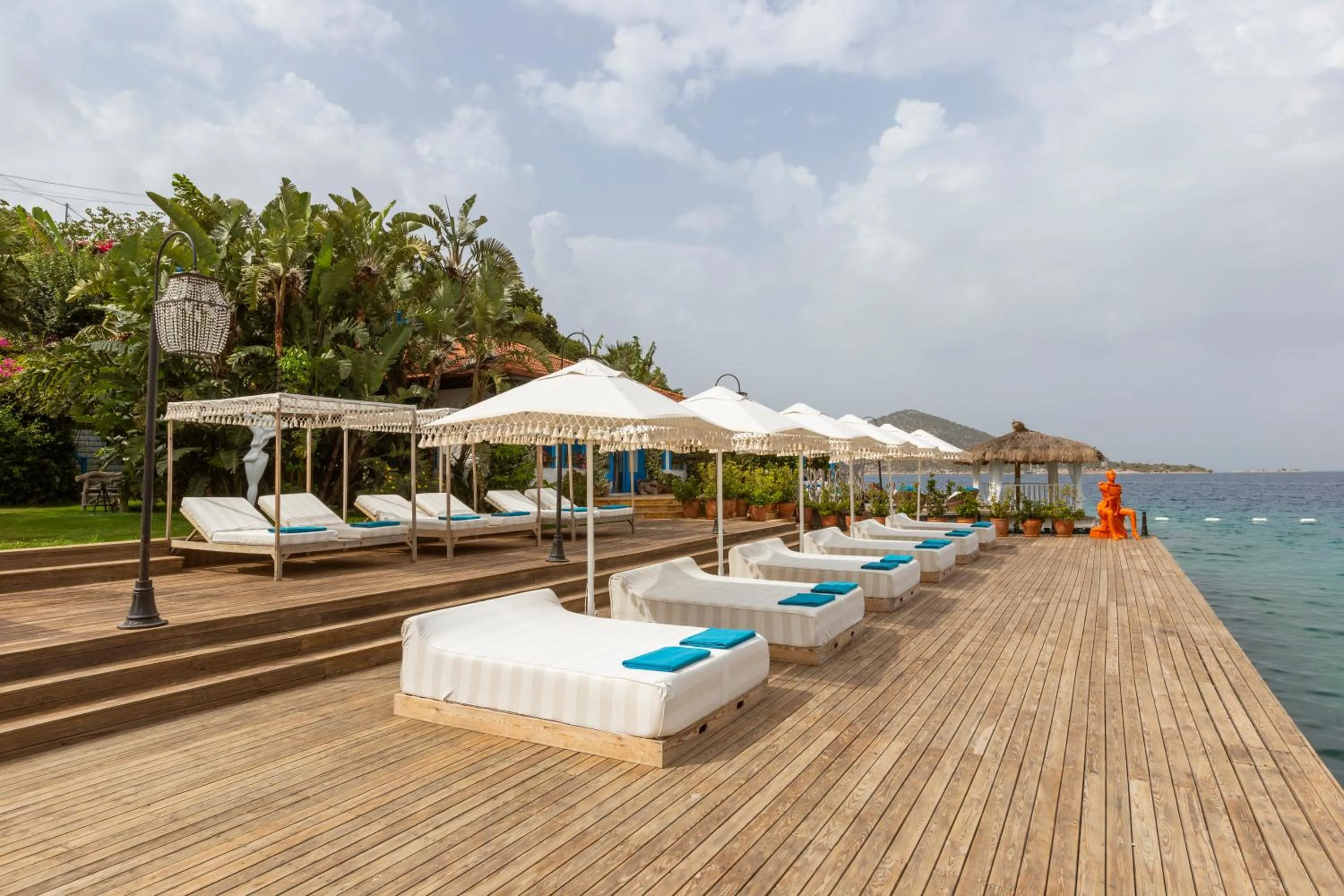 Sabrinas Haus - Adult Only +14