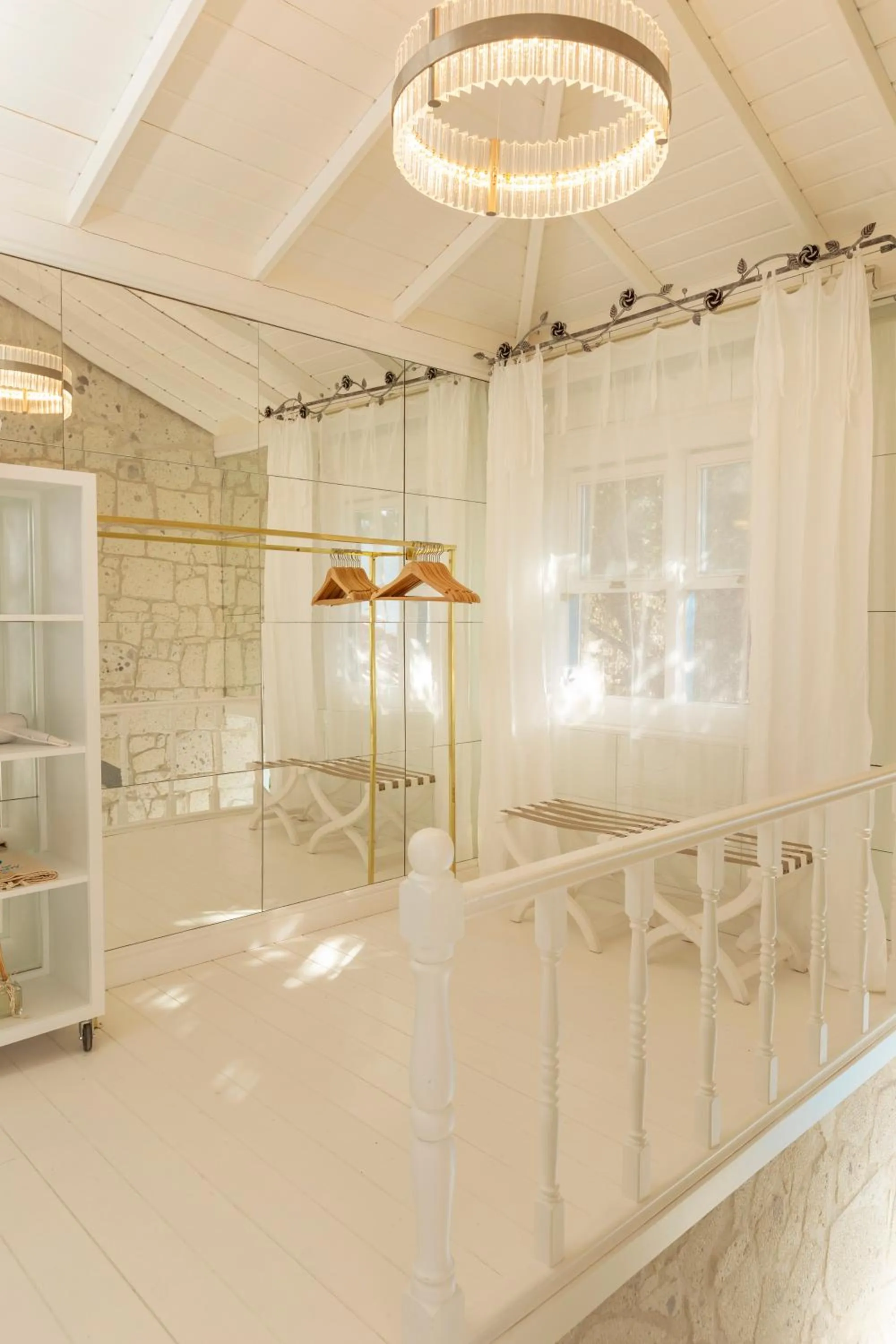 Sabrinas Haus - Adult Only +14