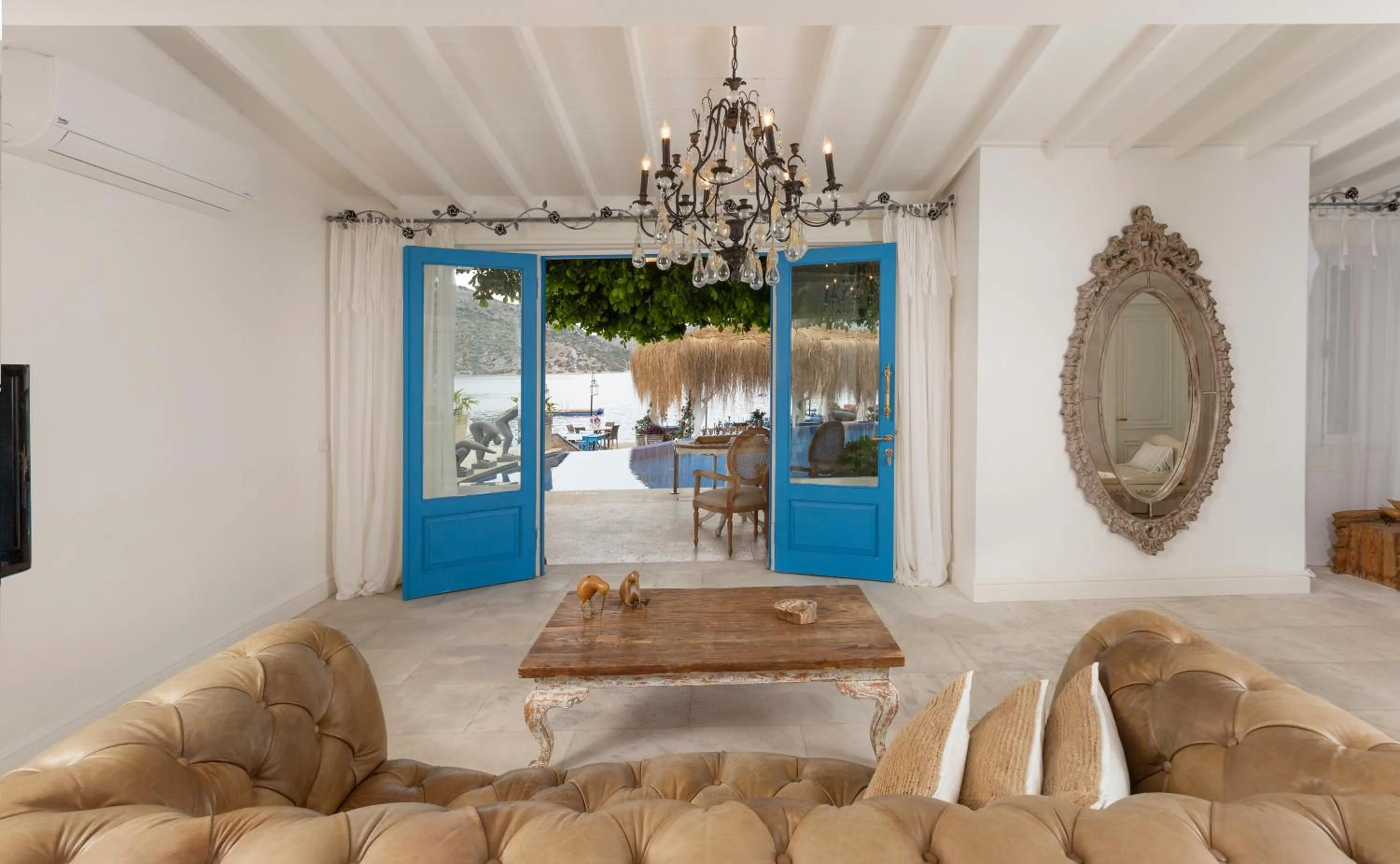 Sabrinas Haus - Adult Only +14