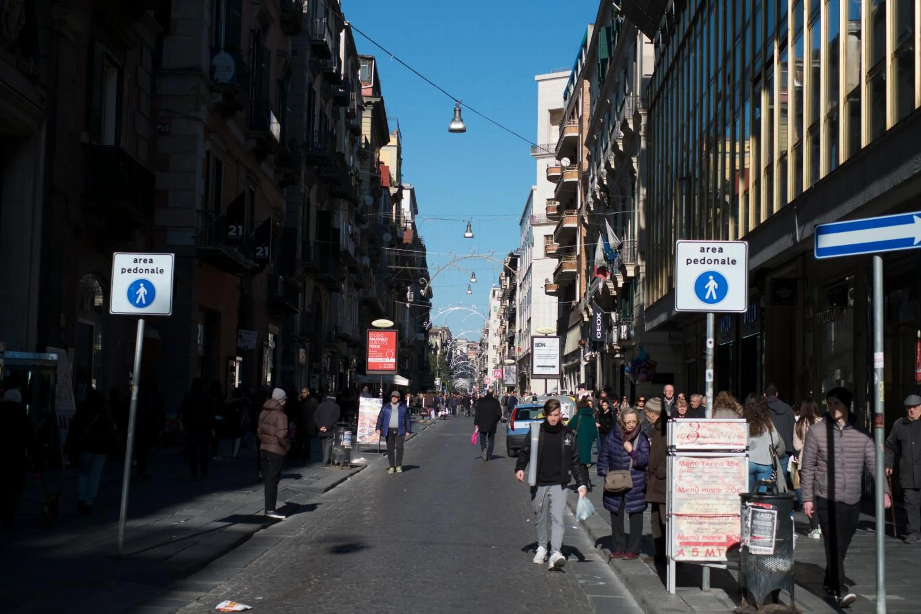 Property building in 1970 Rooms