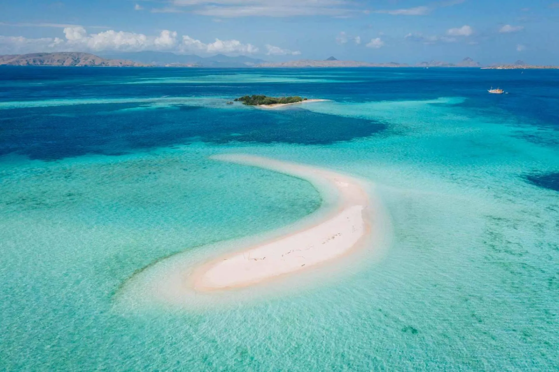 Nearby landmark in World BnB