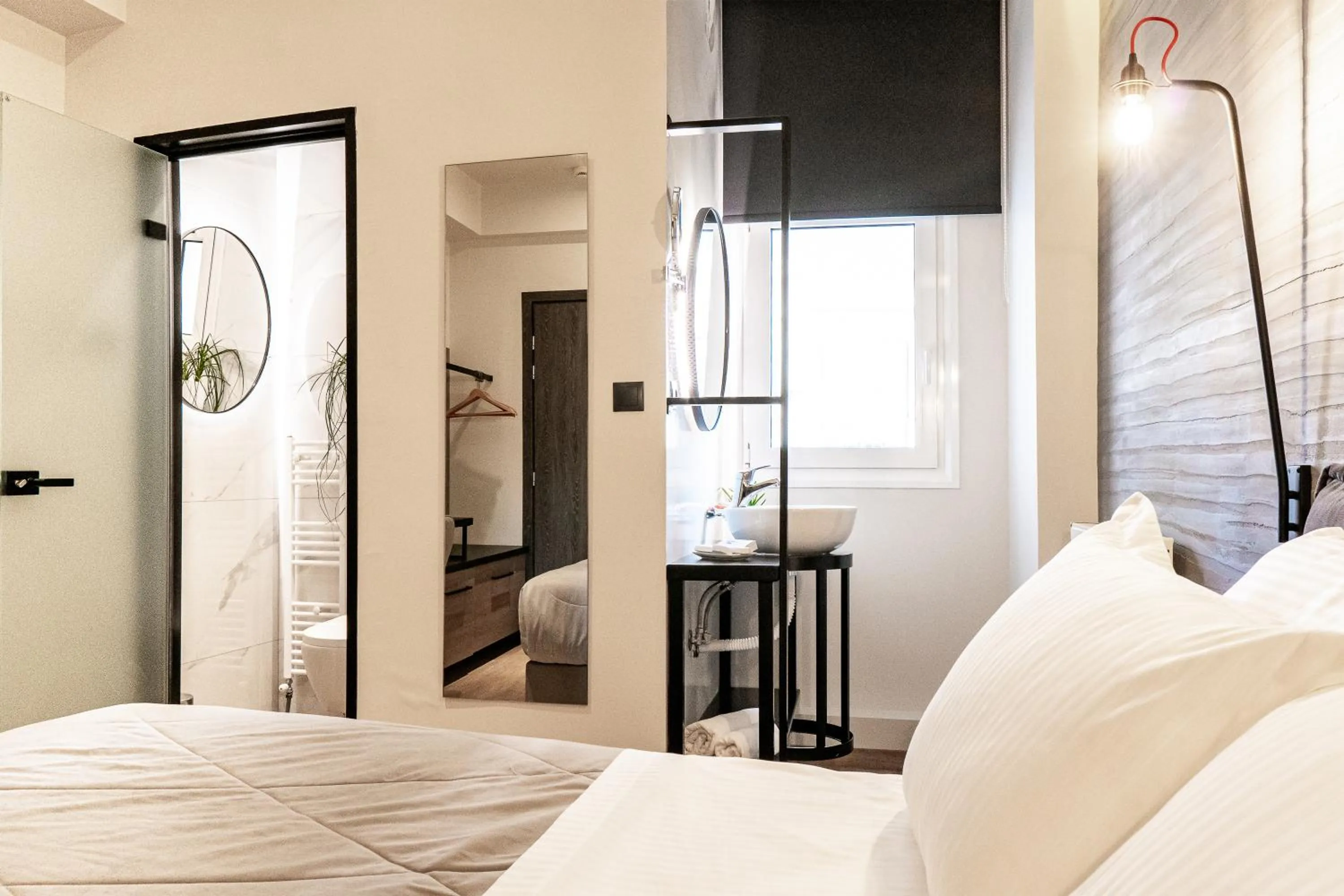 Single Room in Hotel Park