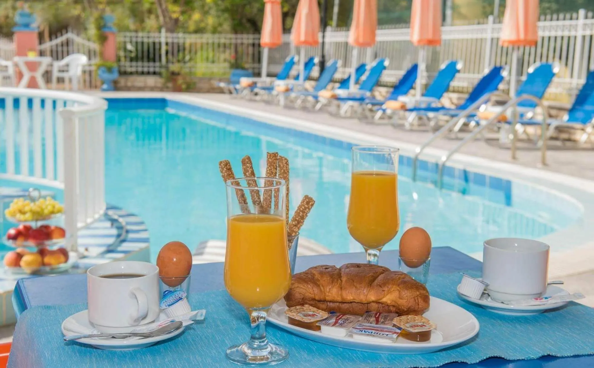 Continental breakfast in Tsolakis Studios & Apartments