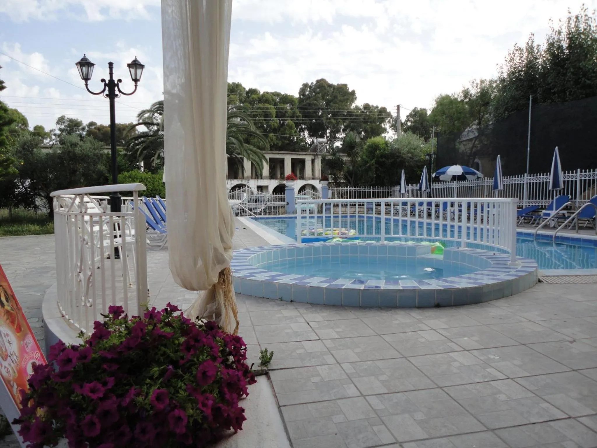 Garden view in Tsolakis Studios & Apartments