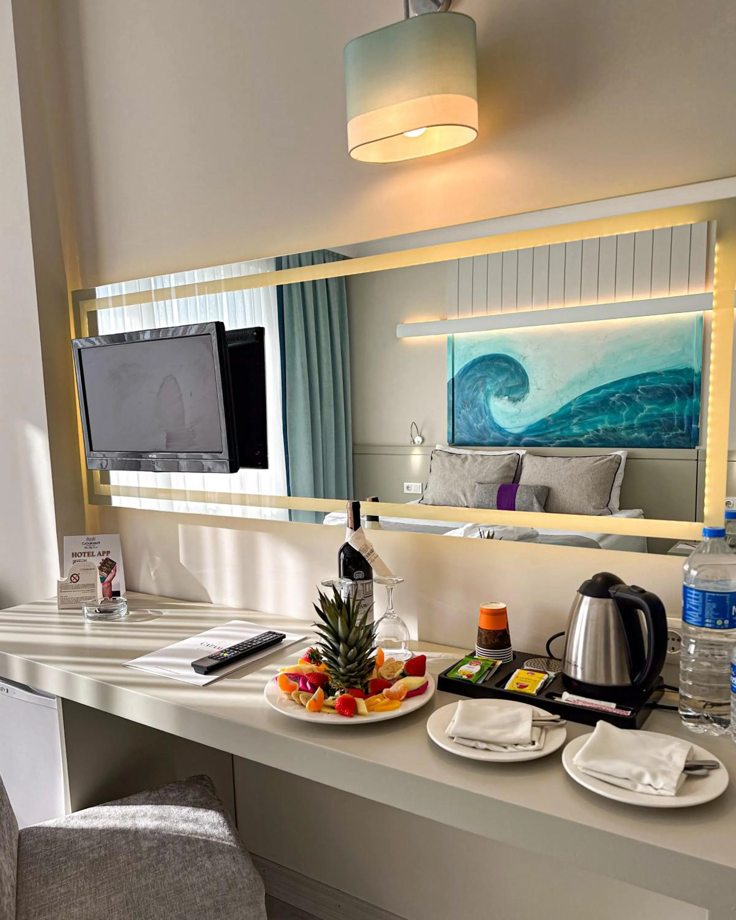 Photo of the whole room in Catamaran Quality Times