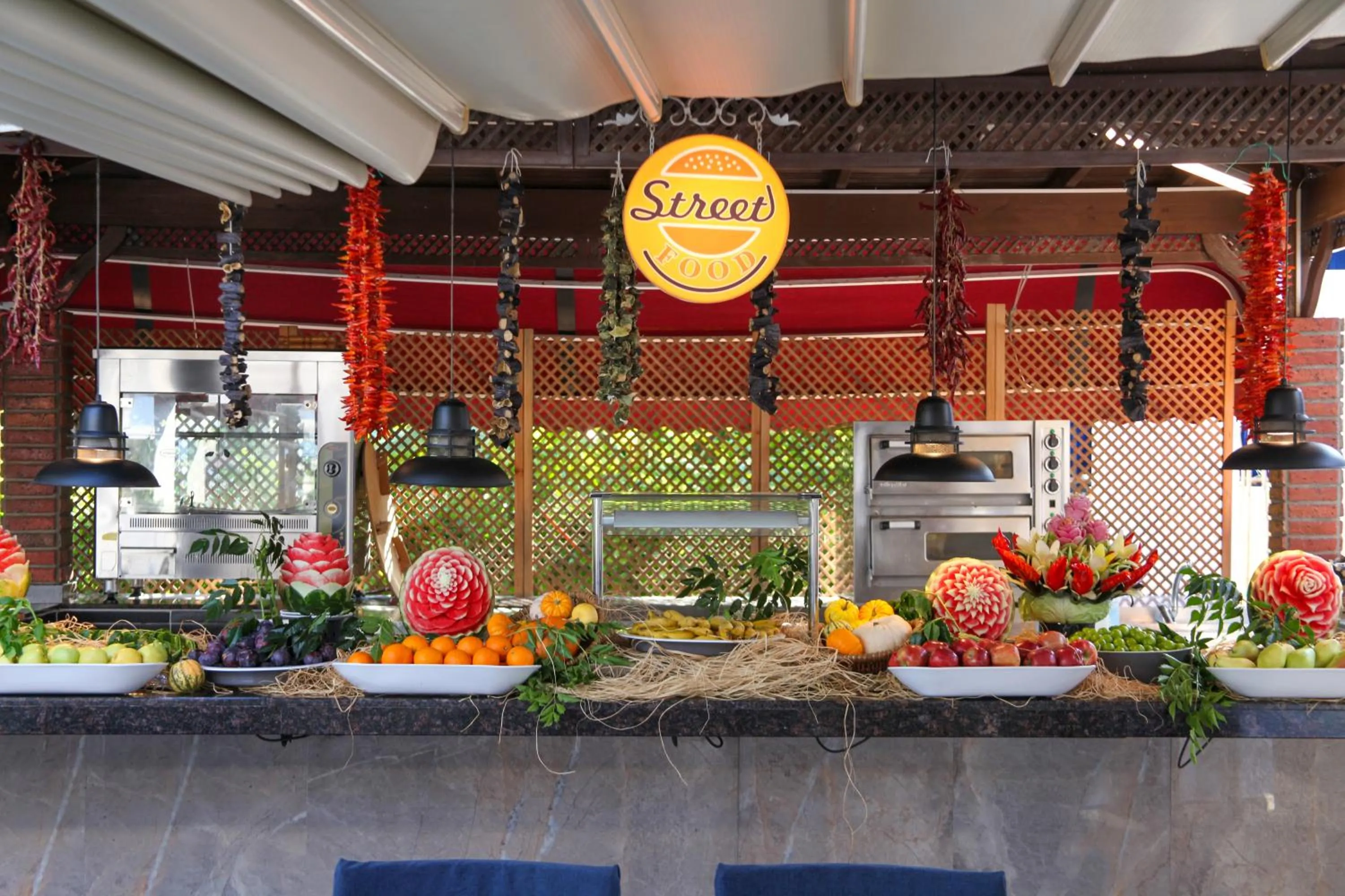 Food and drinks in Catamaran Quality Times