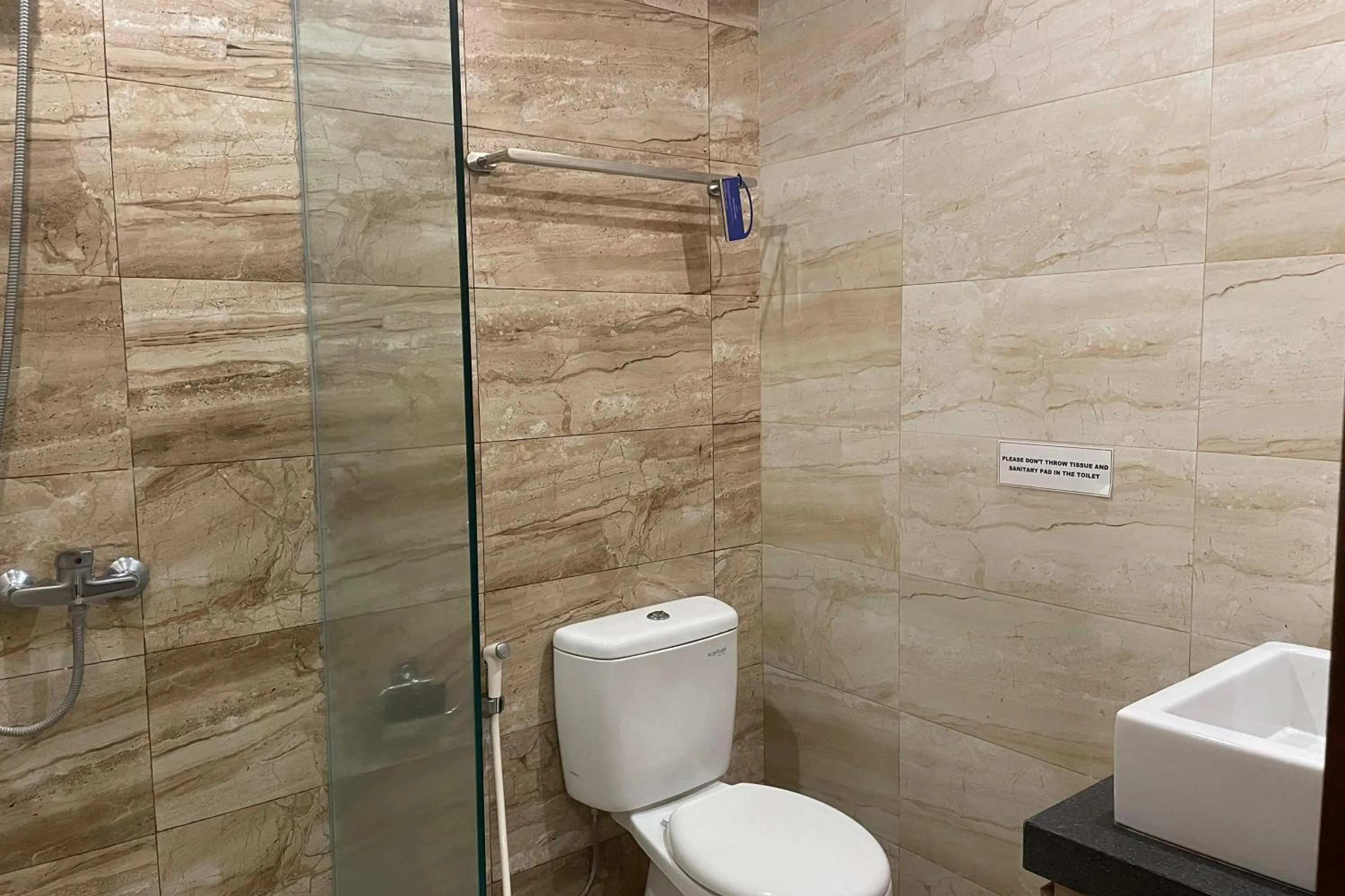 Toilet in Singgah Hotel Seminyak