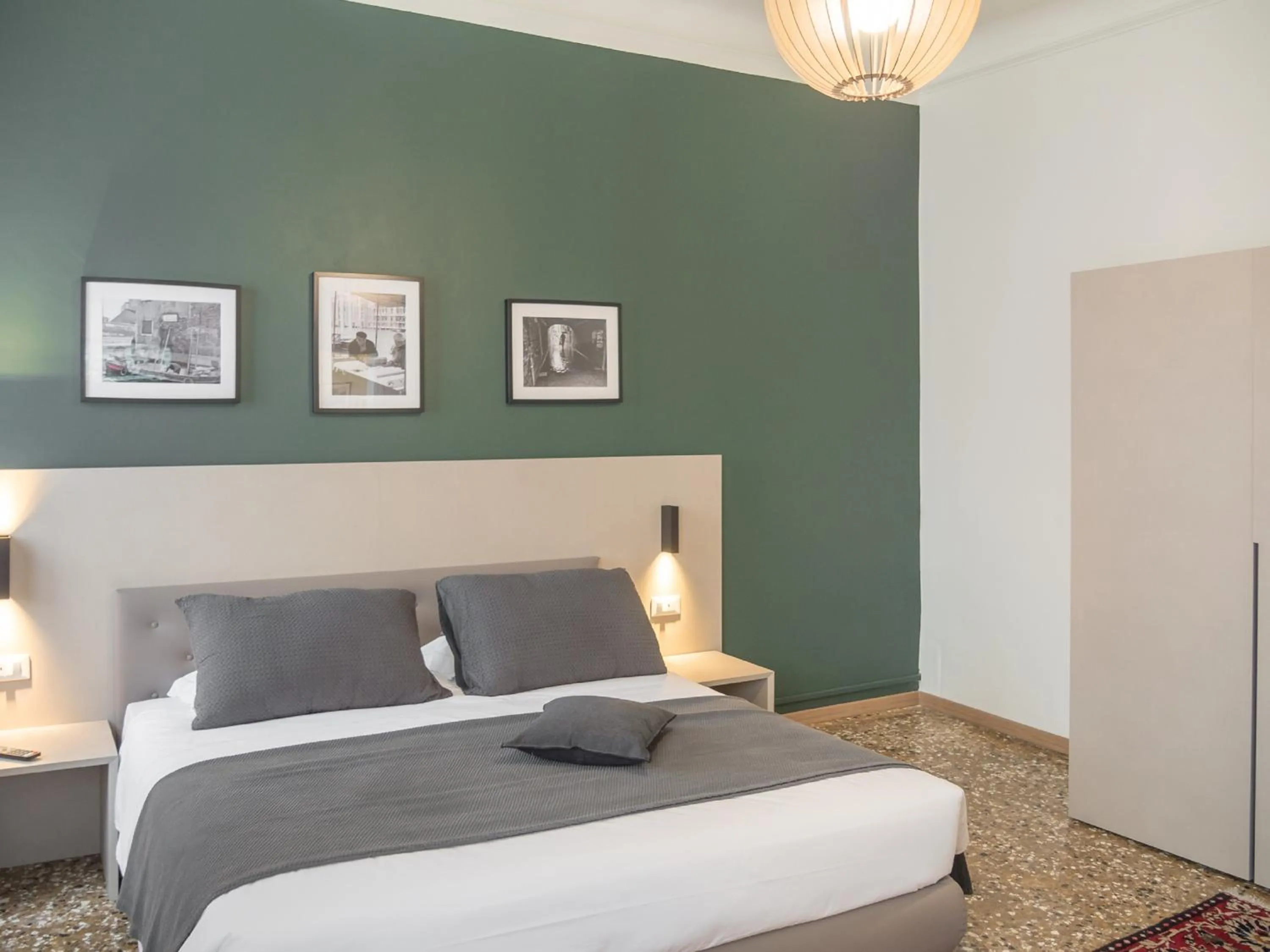 Bedroom, Bed in Grand Canal Suite by Wonderful Italy