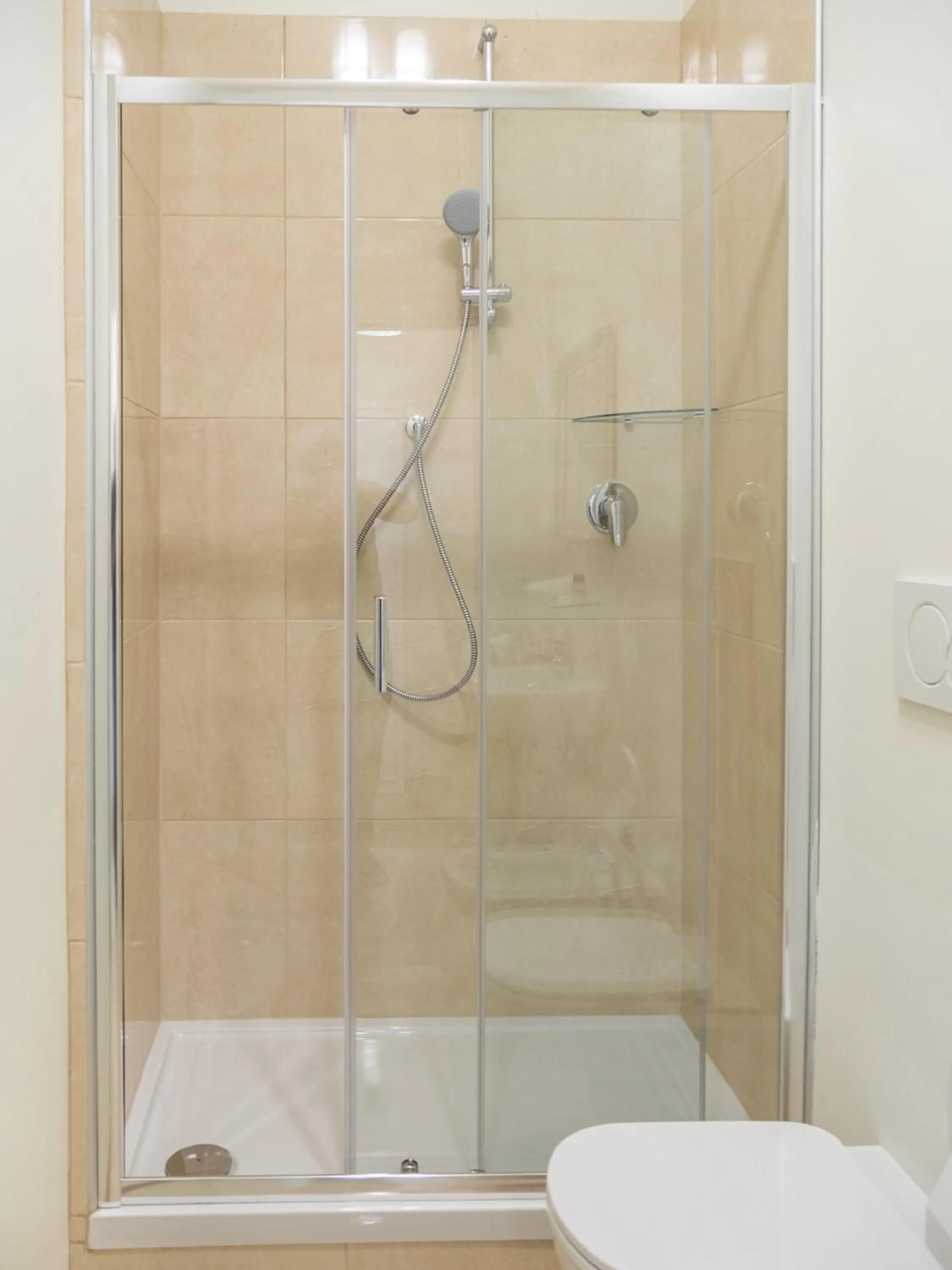 Bathroom in Grand Canal Suite by Wonderful Italy