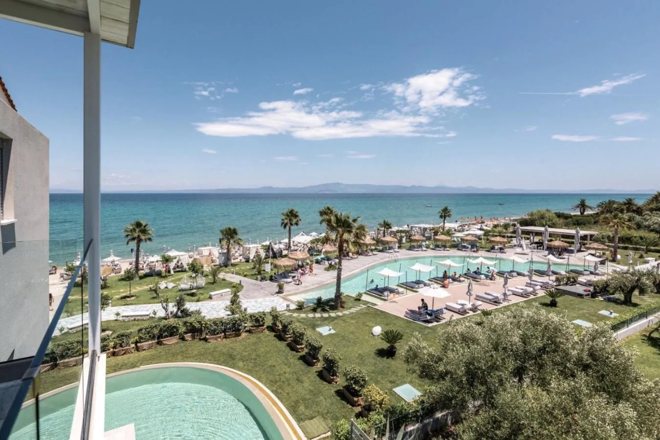 Blue Carpet Luxury Suites