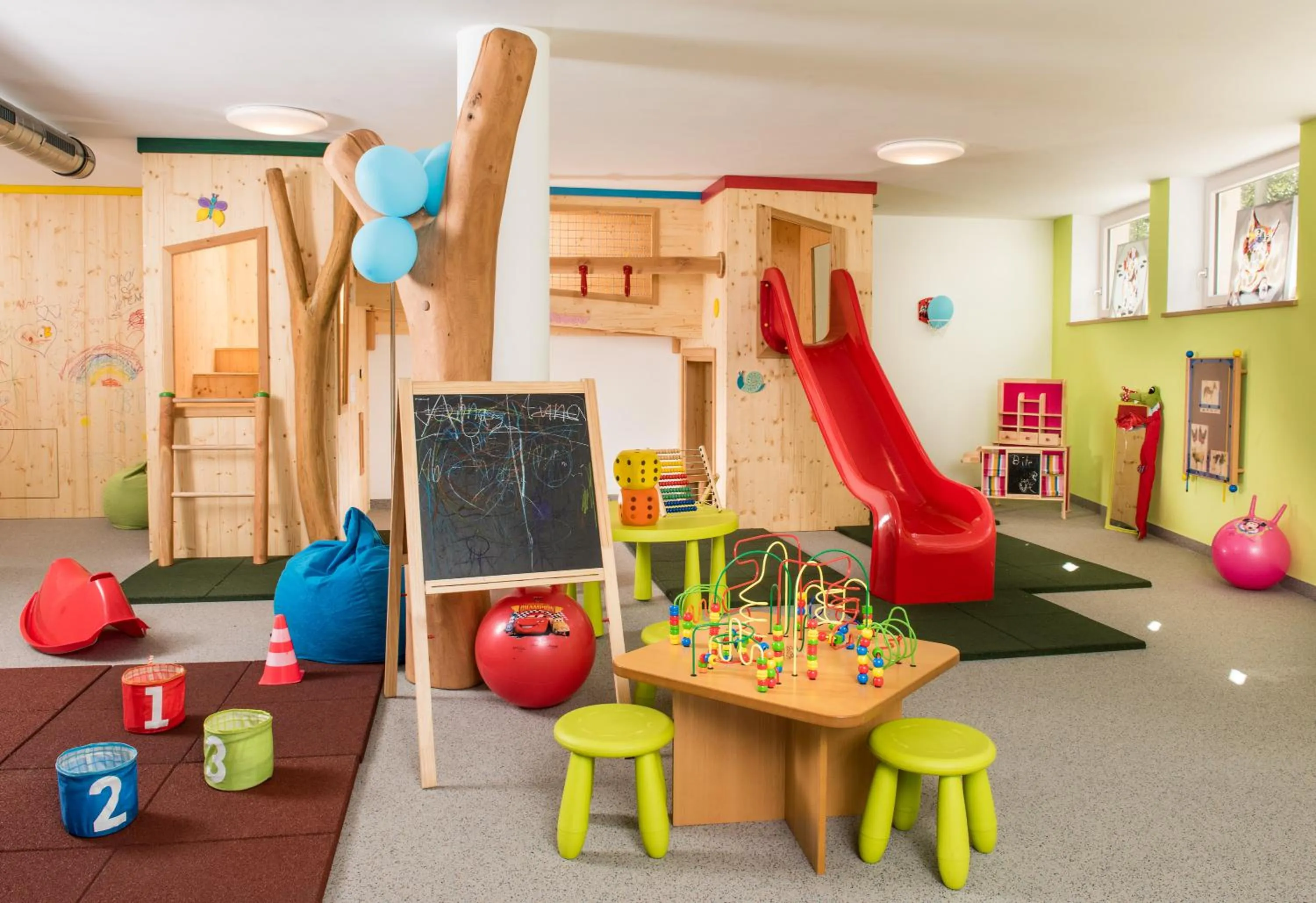 Game Room in Sporthotel Zoll