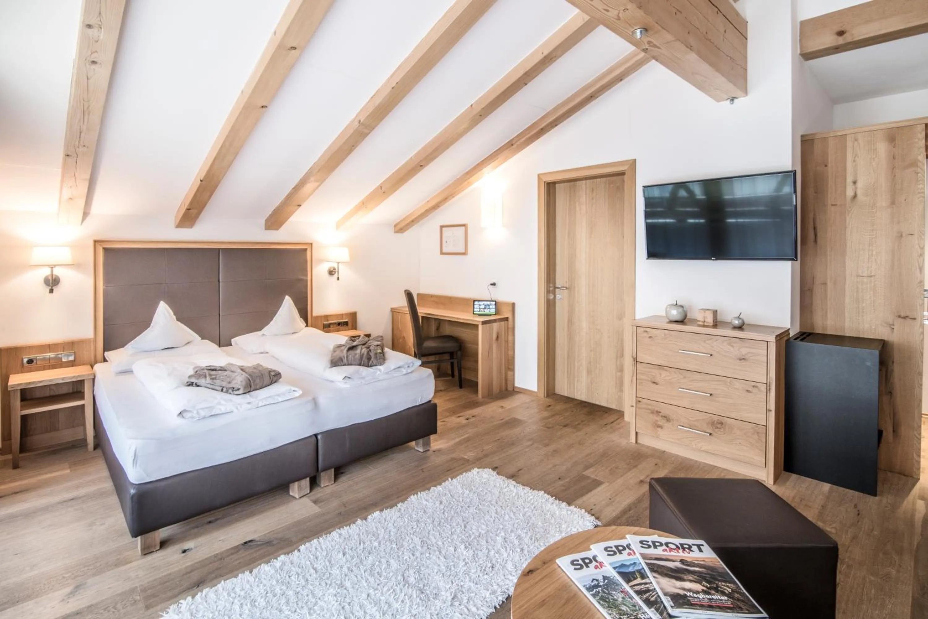 Photo of the whole room, Bed in Sporthotel Zoll