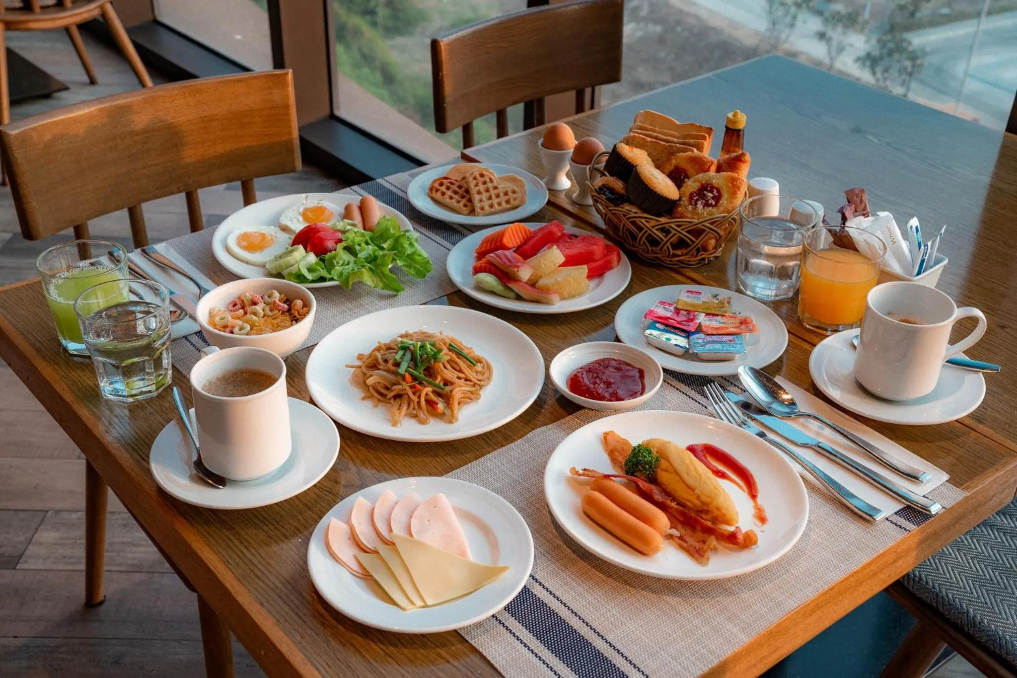 Breakfast in Holiday Inn Resort Vana Nava Hua Hin by IHG