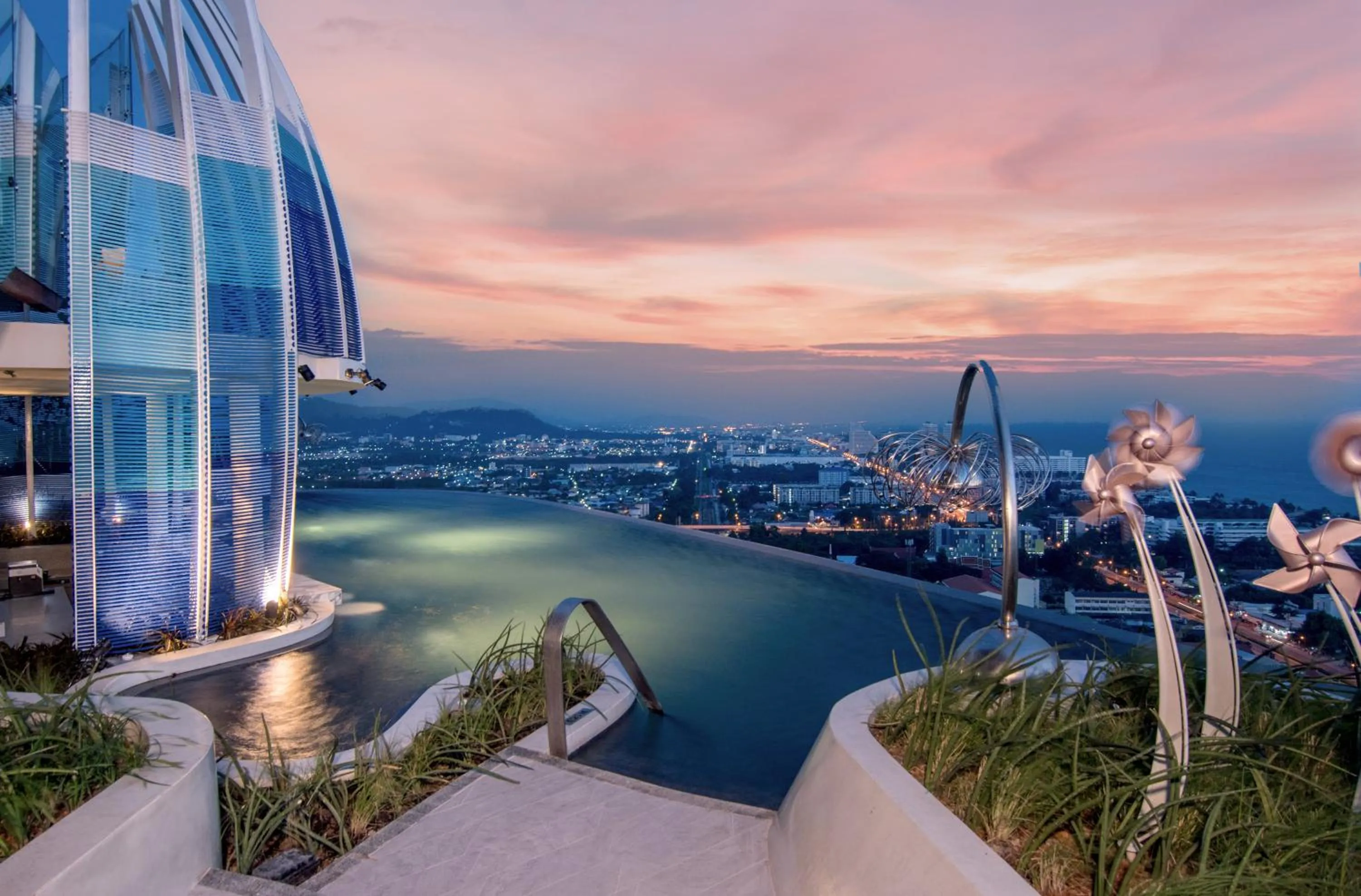 Swimming pool in Holiday Inn Resort Vana Nava Hua Hin by IHG