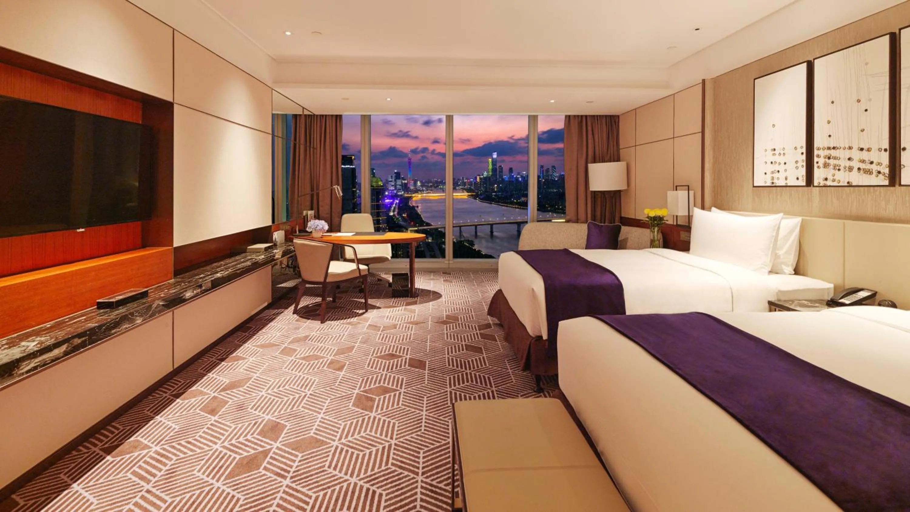 Photo of the whole room, Bed in InterContinental Guangzhou Exhibition Center by IHG