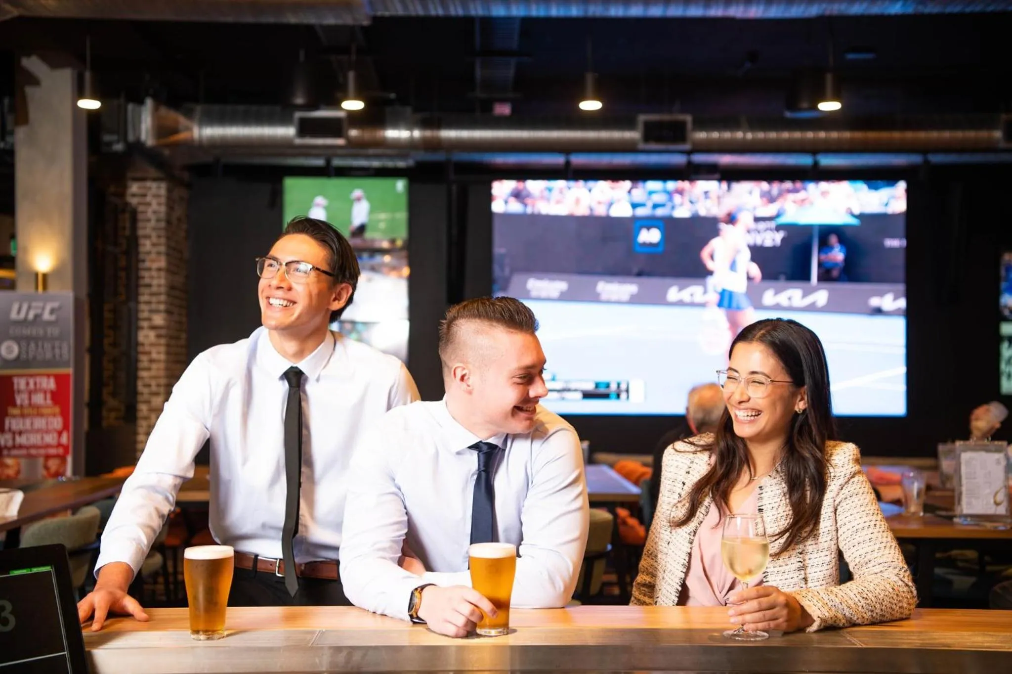 Lounge or bar in Holiday Inn Sydney St Marys by IHG