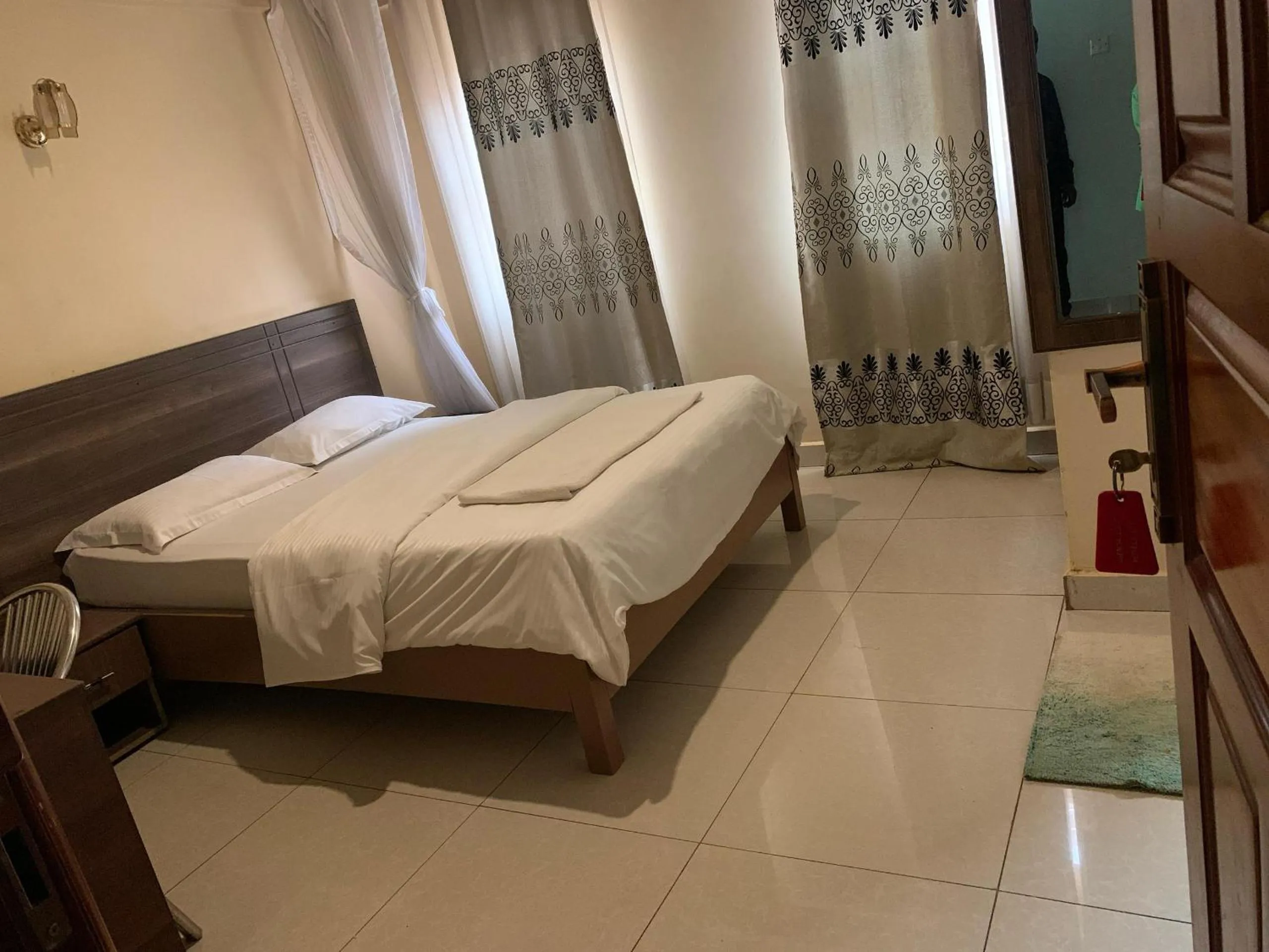 Bed in Agenda 2000 Hotels Ltd