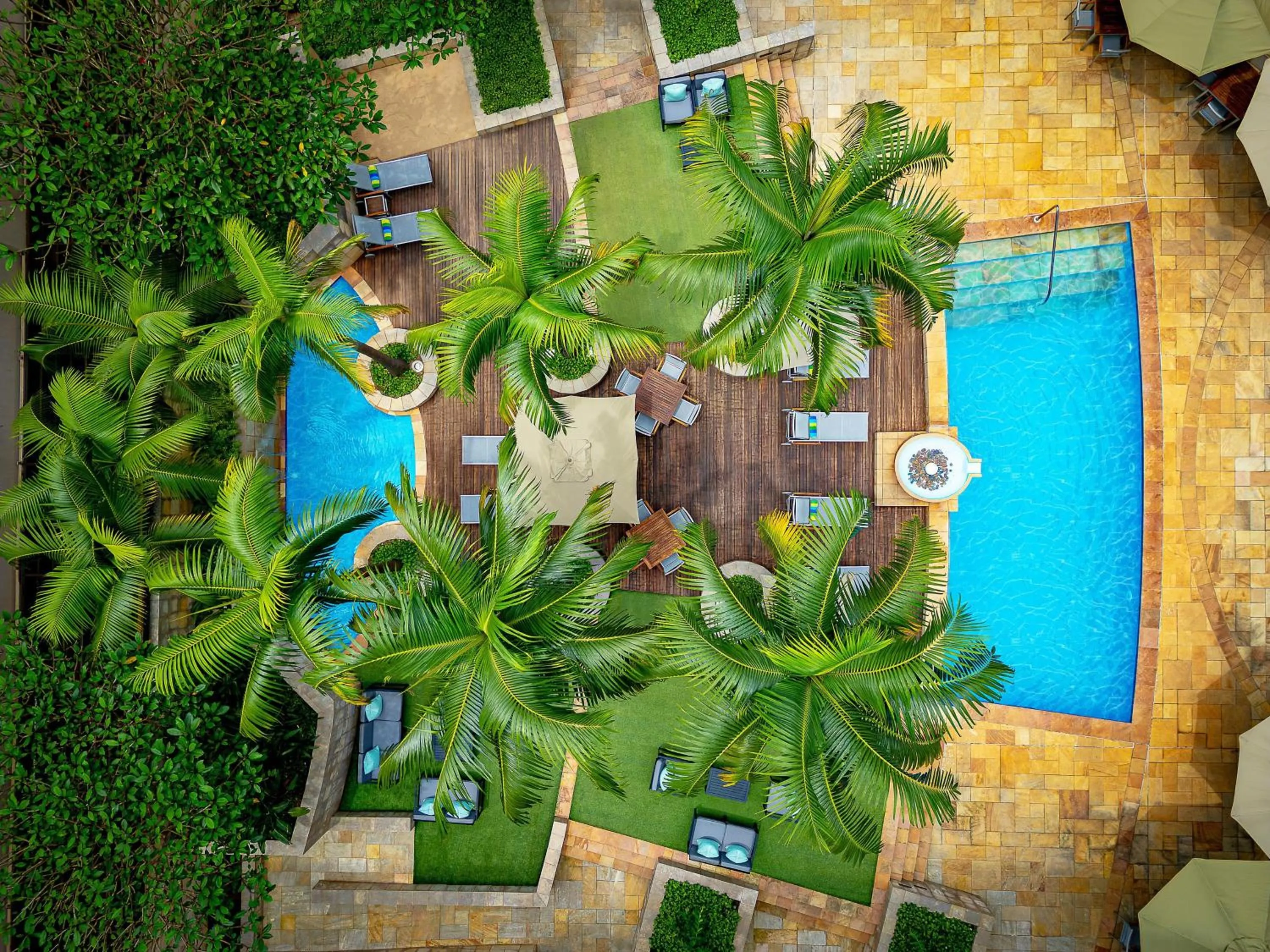 Property building in Garden Court Umhlanga