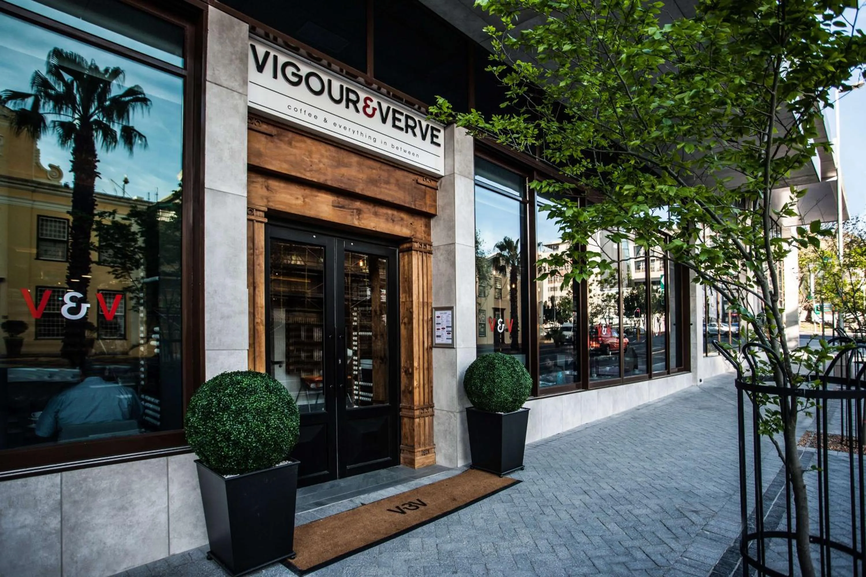 Restaurant/places to eat in SunSquare Cape Town City Bowl