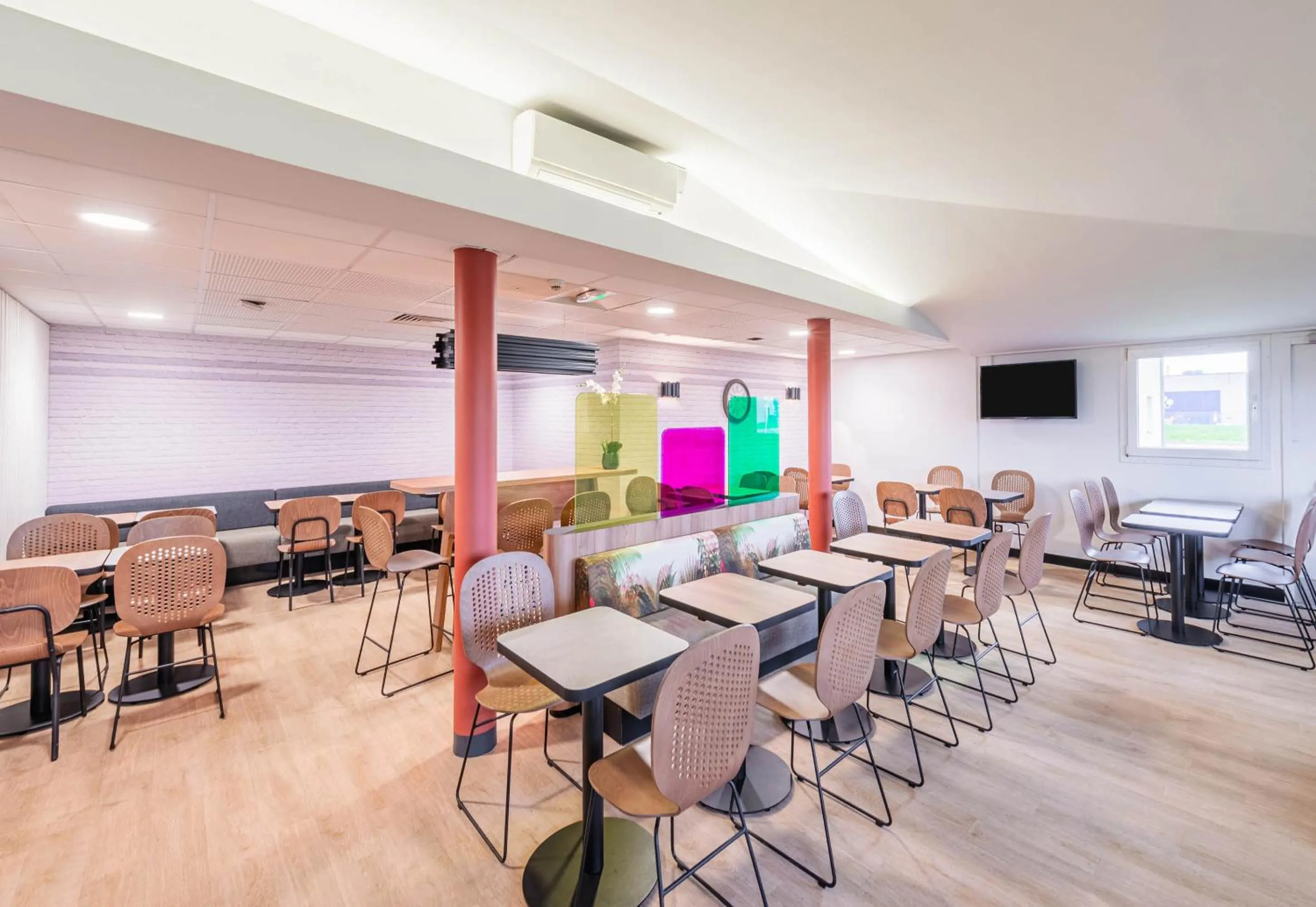 Lunch in B&B HOTEL Mulhouse Kingersheim