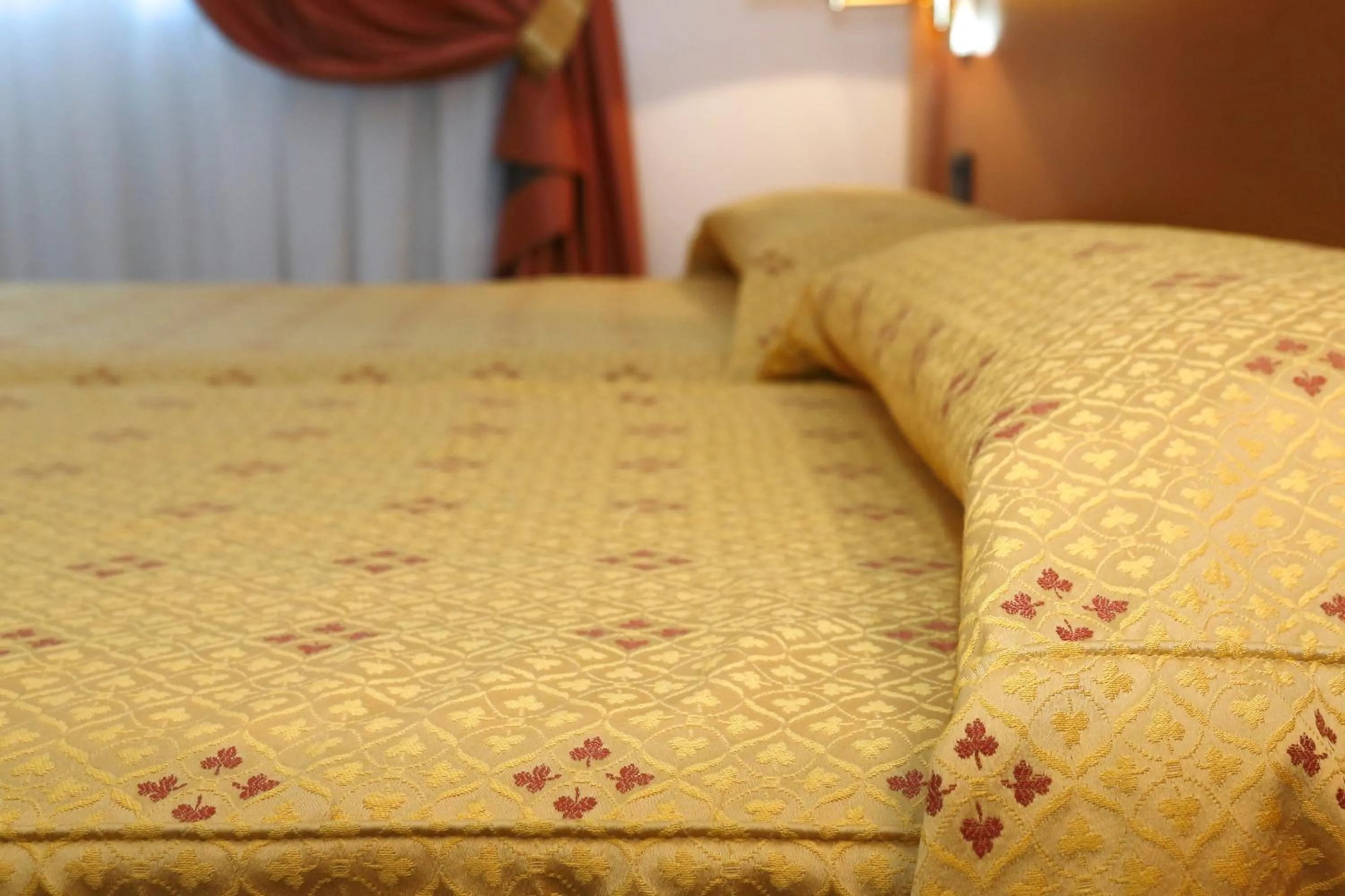 Bed in Hotel Estense