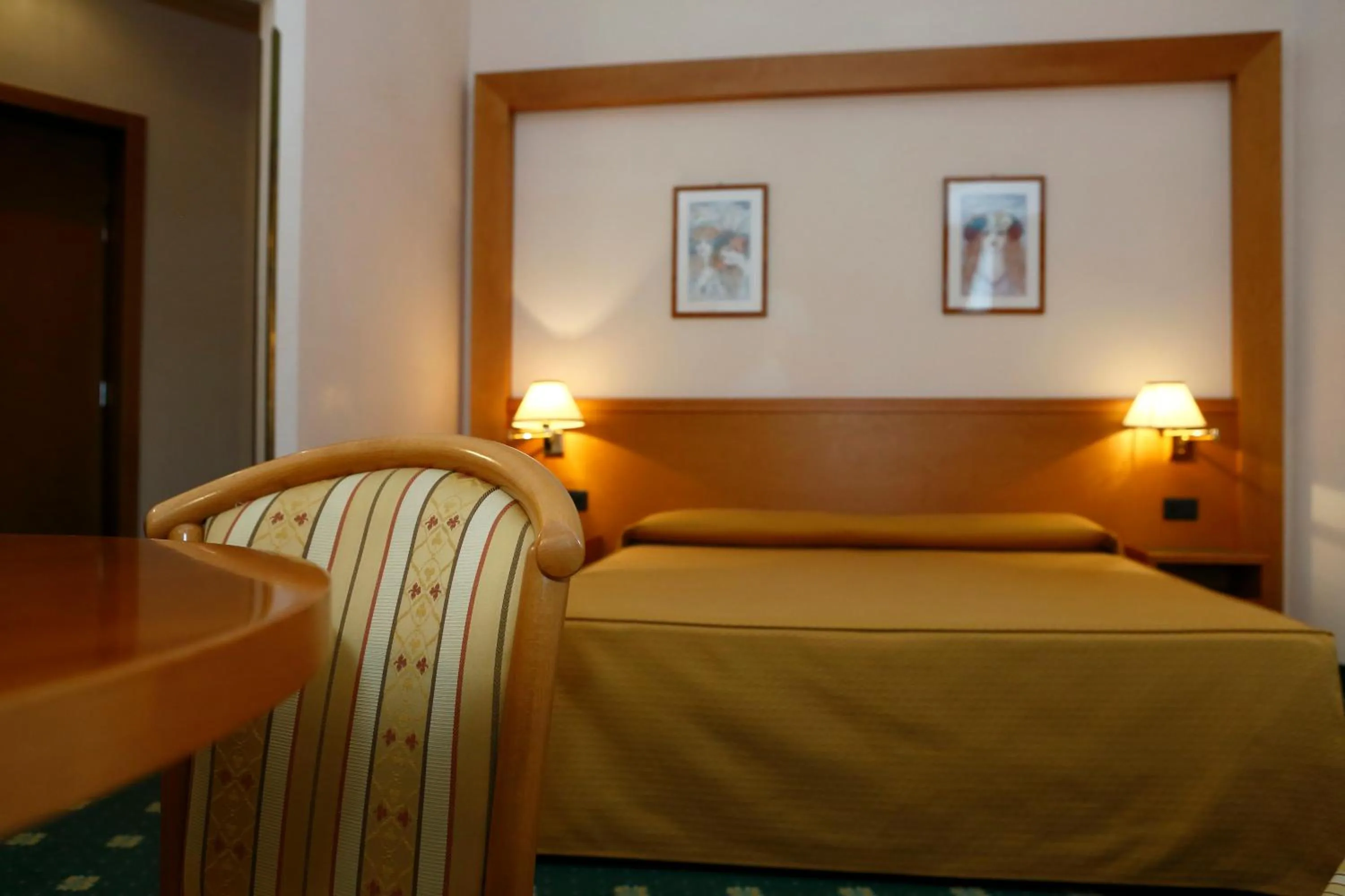 Bed in Hotel Estense