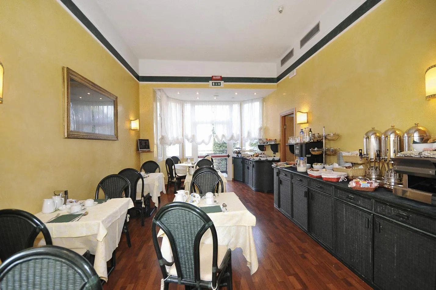 Restaurant/places to eat in Hotel Estense