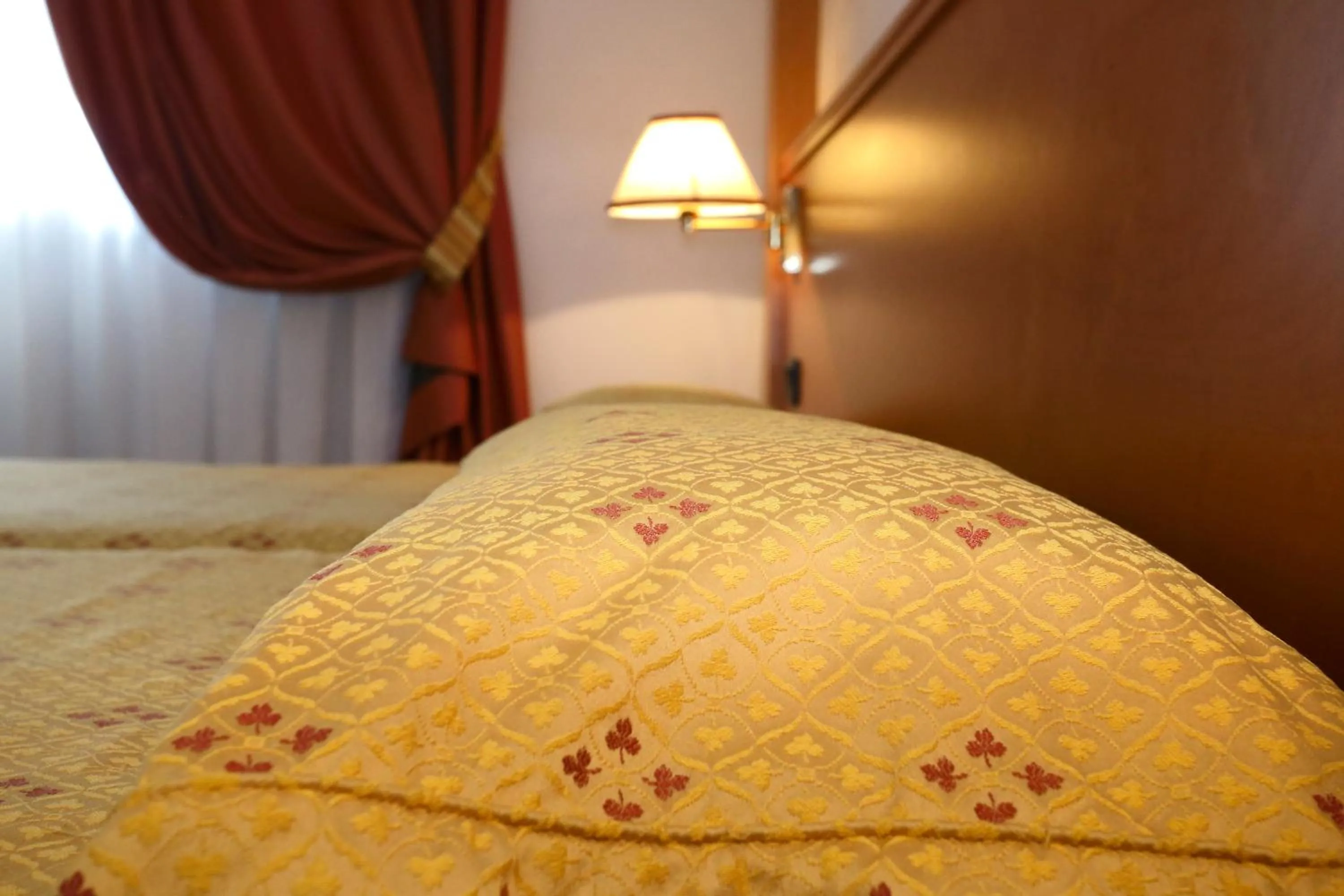 Bed in Hotel Estense