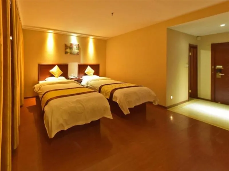 Bed in GreenTree Inn Shanghai Songjiang District Yanshou road Li ta Express Hotel
