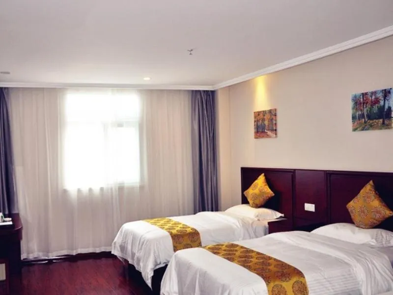 Bed in GreenTree Inn XuZhou Benteng Avenue Express Hotel