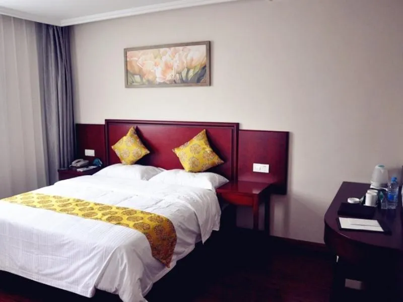 Bed in GreenTree Inn XuZhou Benteng Avenue Express Hotel