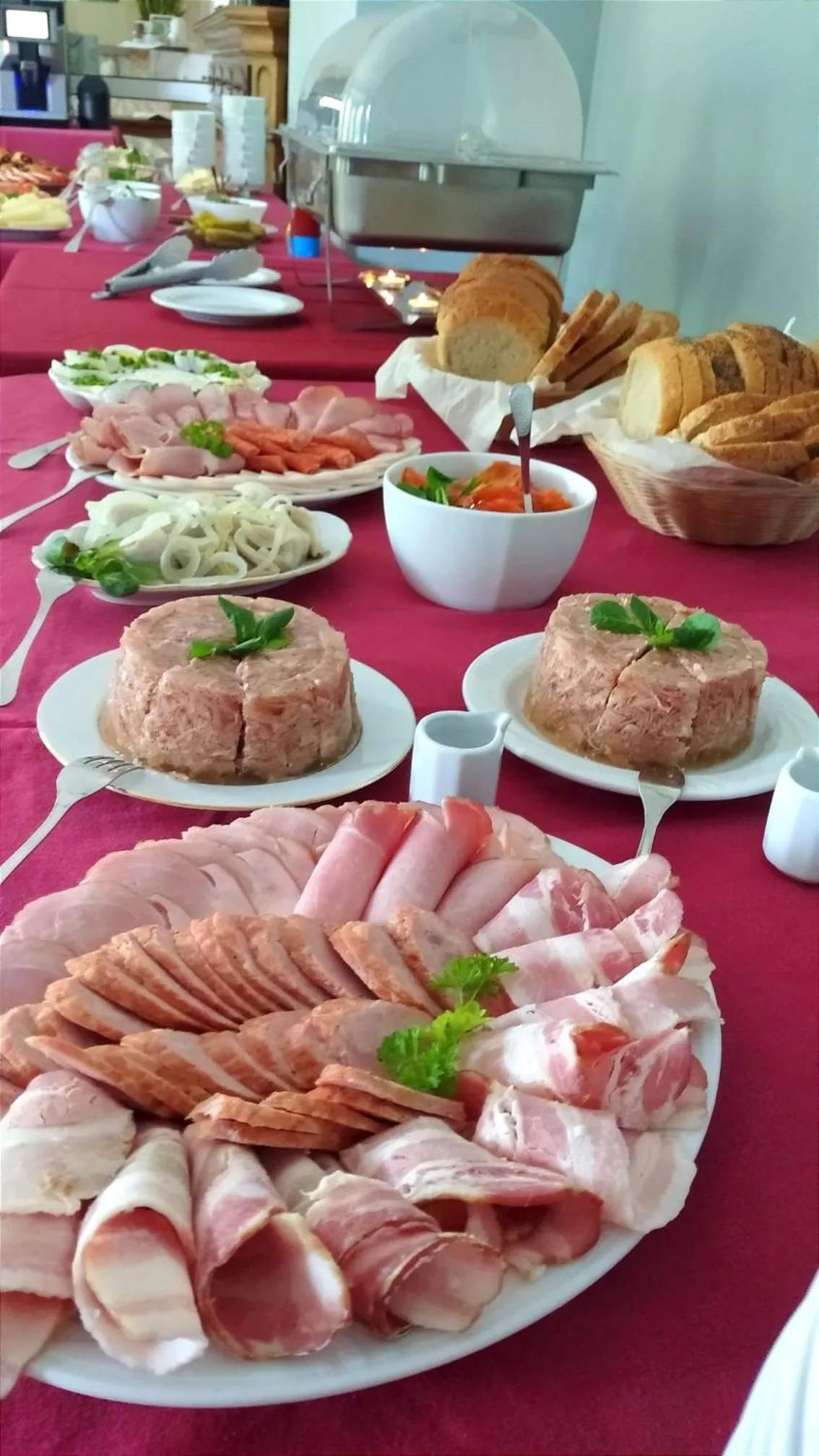 Breakfast in Pensjonat Hagi