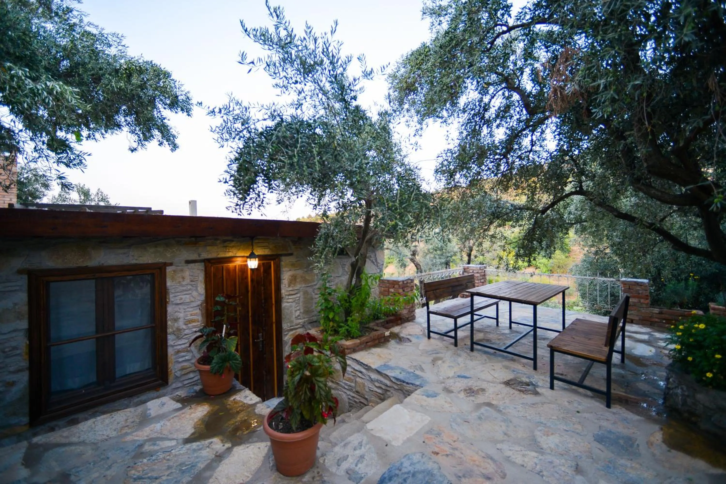 Garden in Kirkinca Hotel