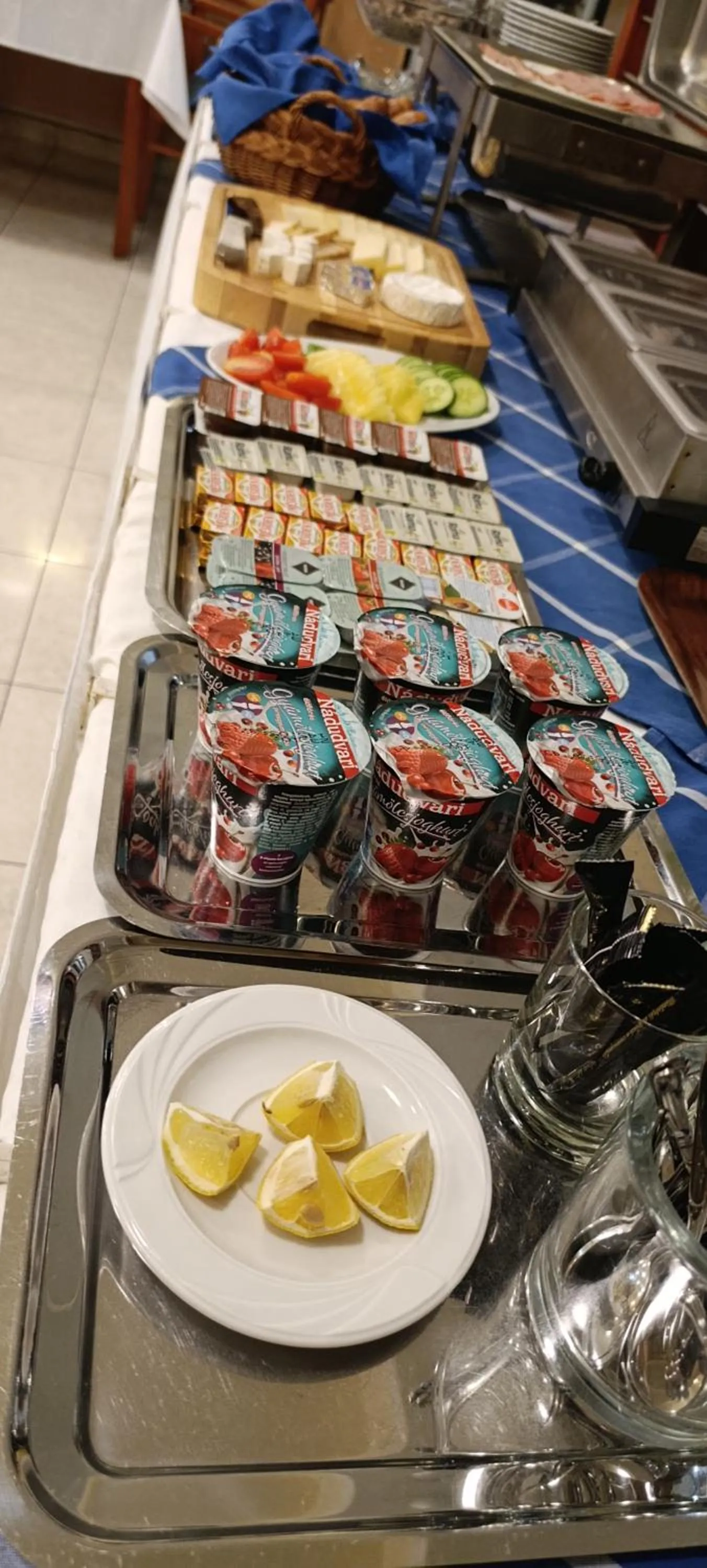 Breakfast in Hotel Arnold