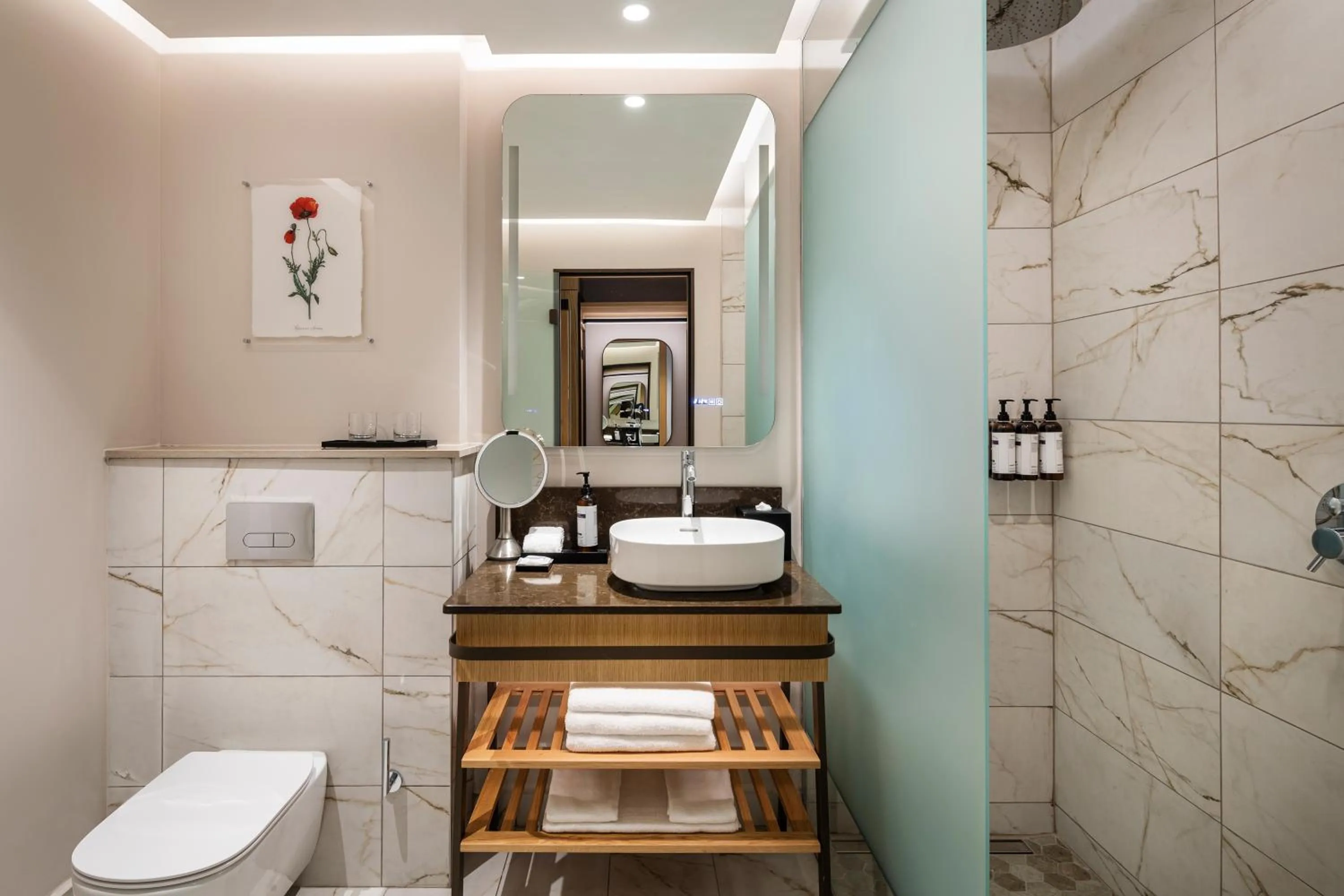 Shower in Hyatt Regency Pravets Resort