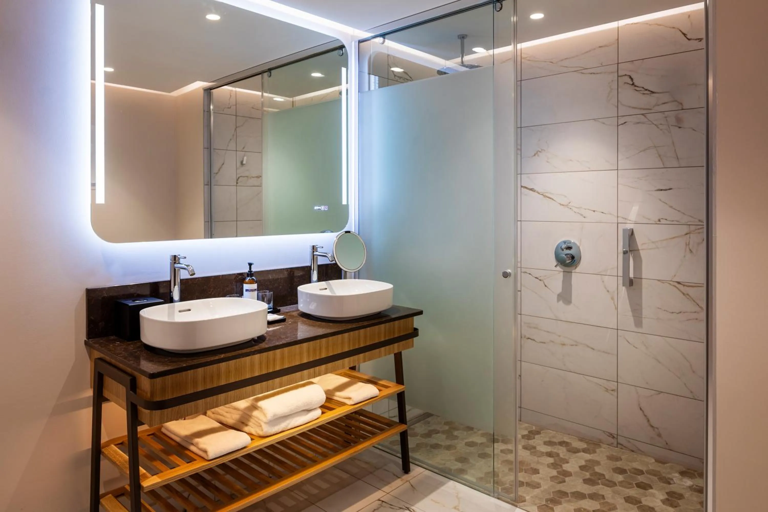 Shower in Hyatt Regency Pravets Resort