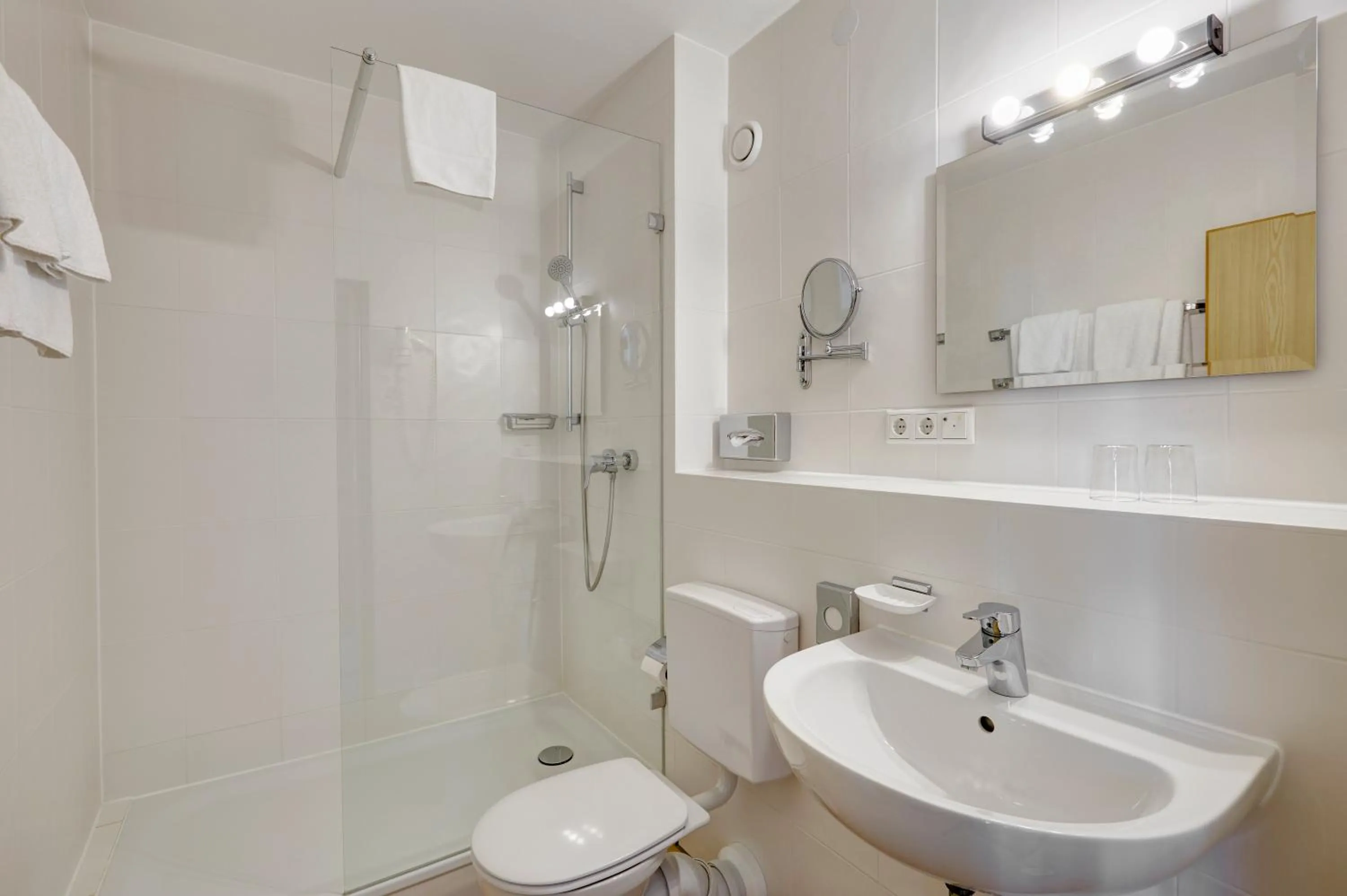 Bathroom in Hotel Mayer