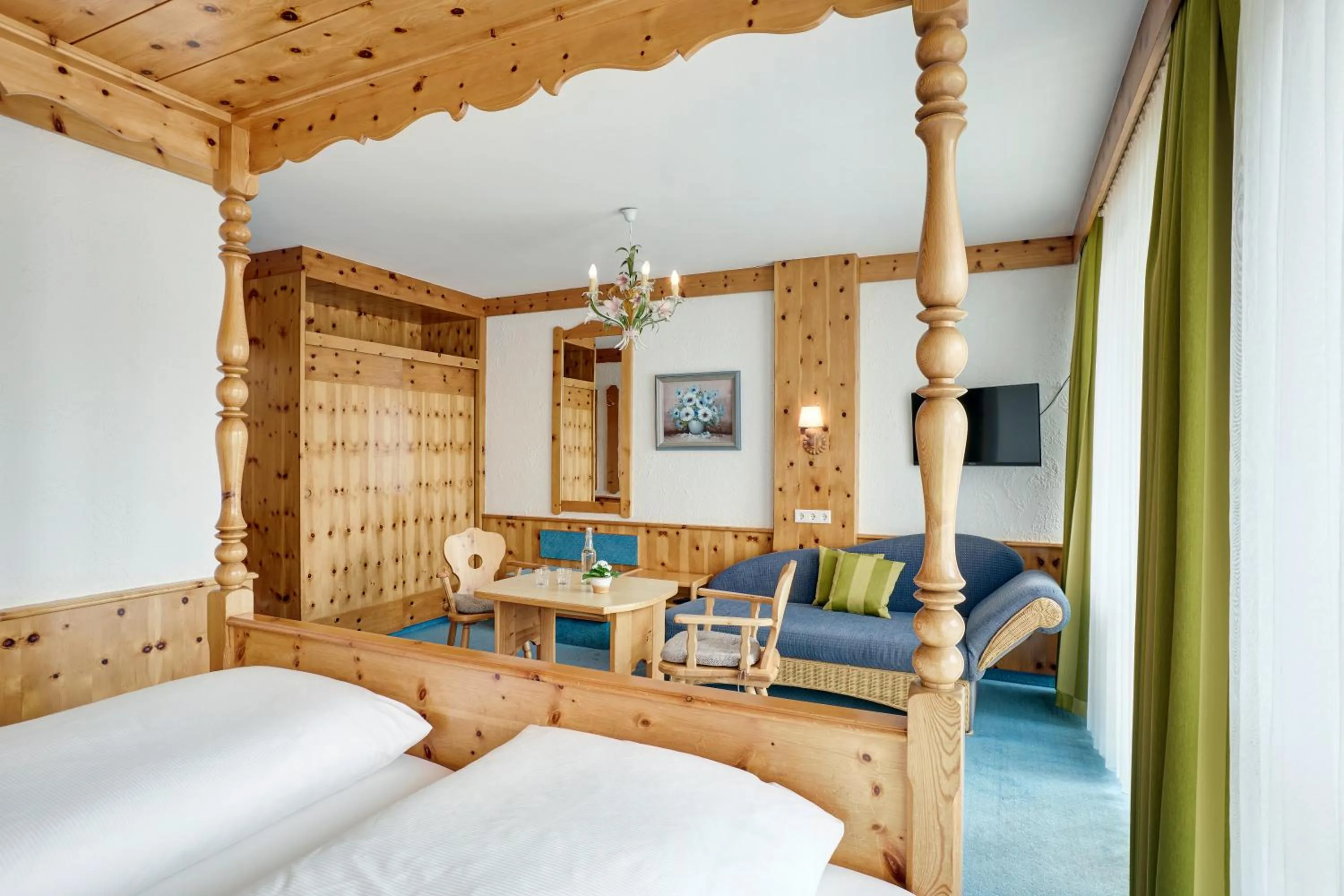 Photo of the whole room, Bed in Hotel Mayer