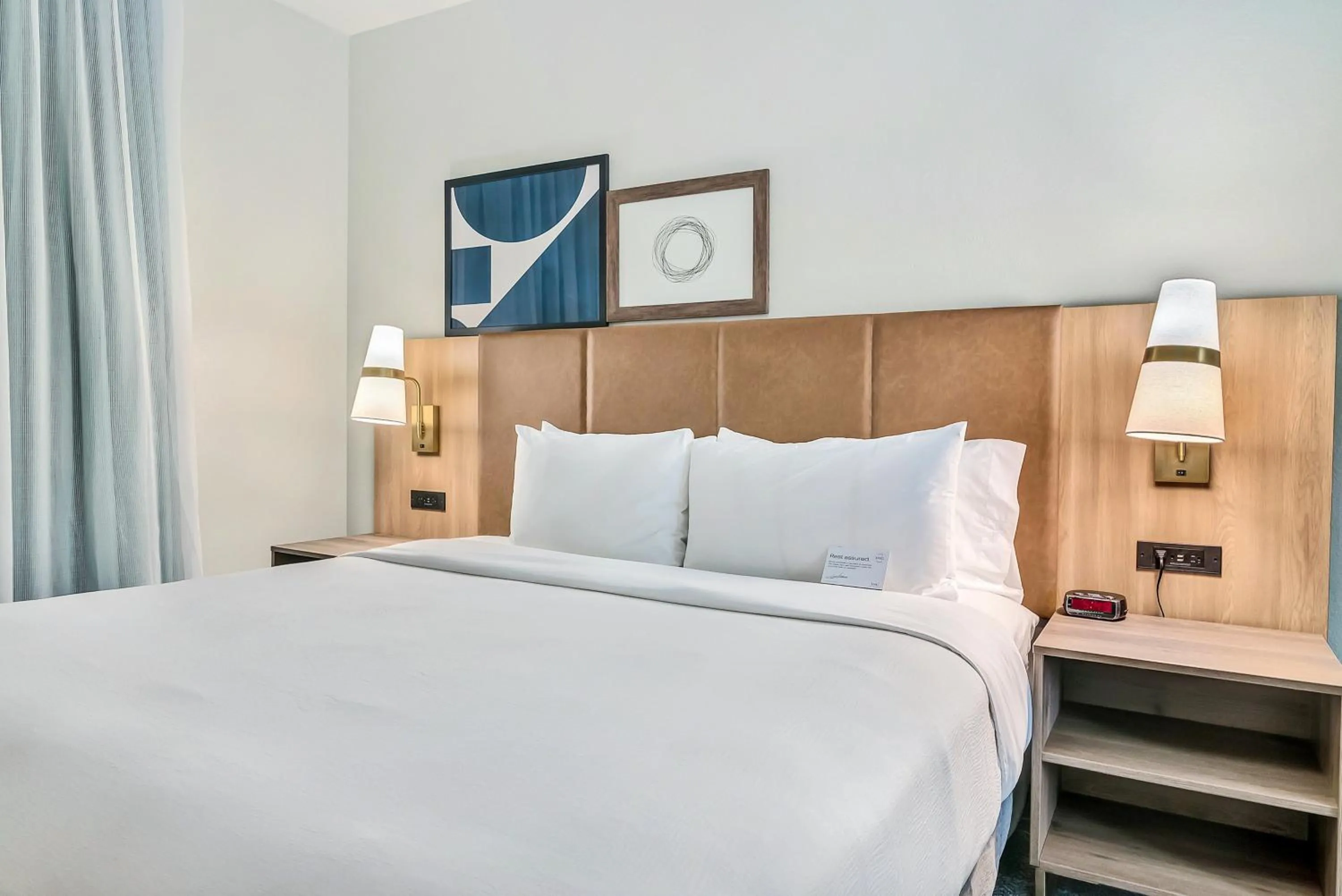 Photo of the whole room, Bed in Staybridge Suites Tyler University Area by IHG