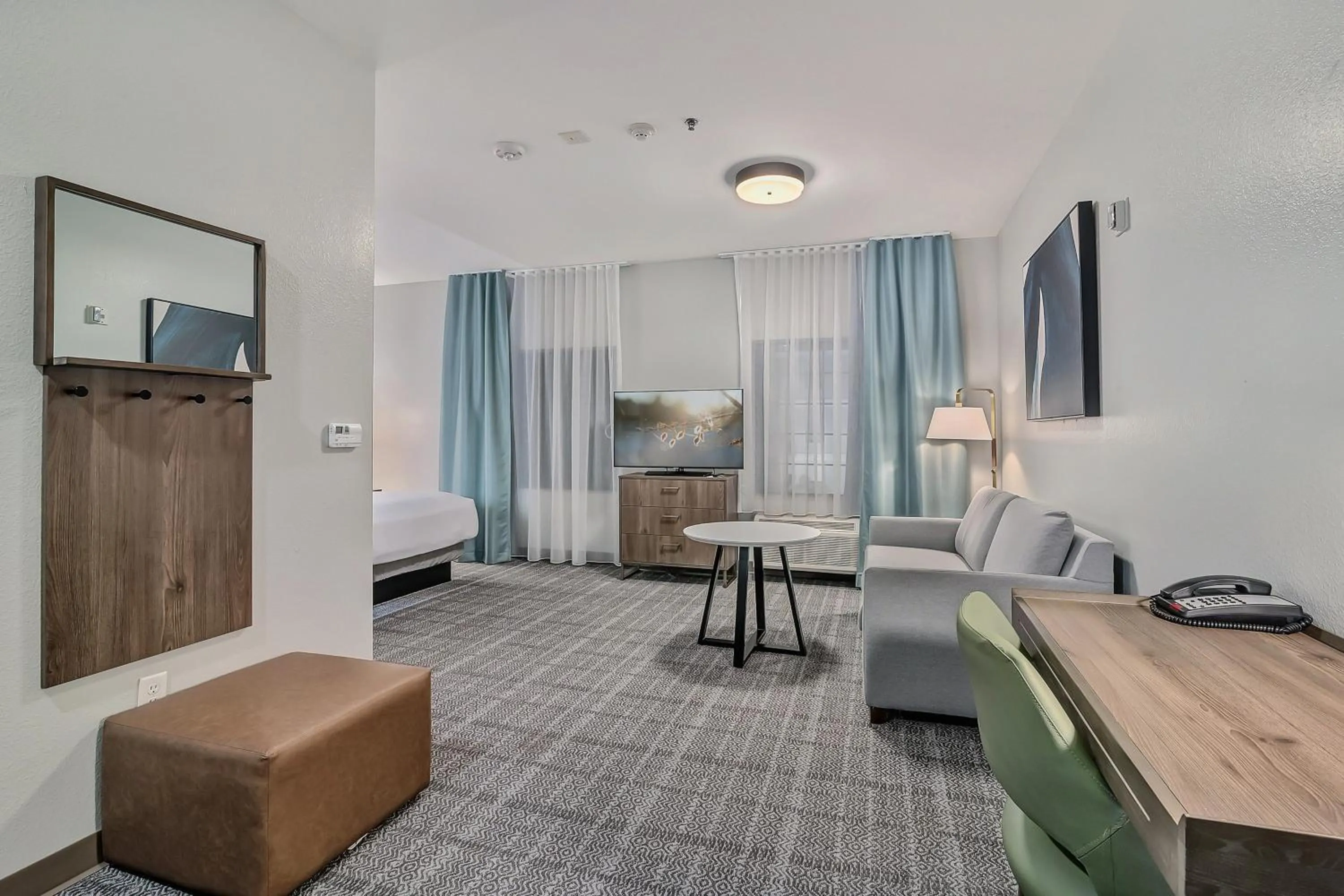 Photo of the whole room in Staybridge Suites Tyler University Area by IHG