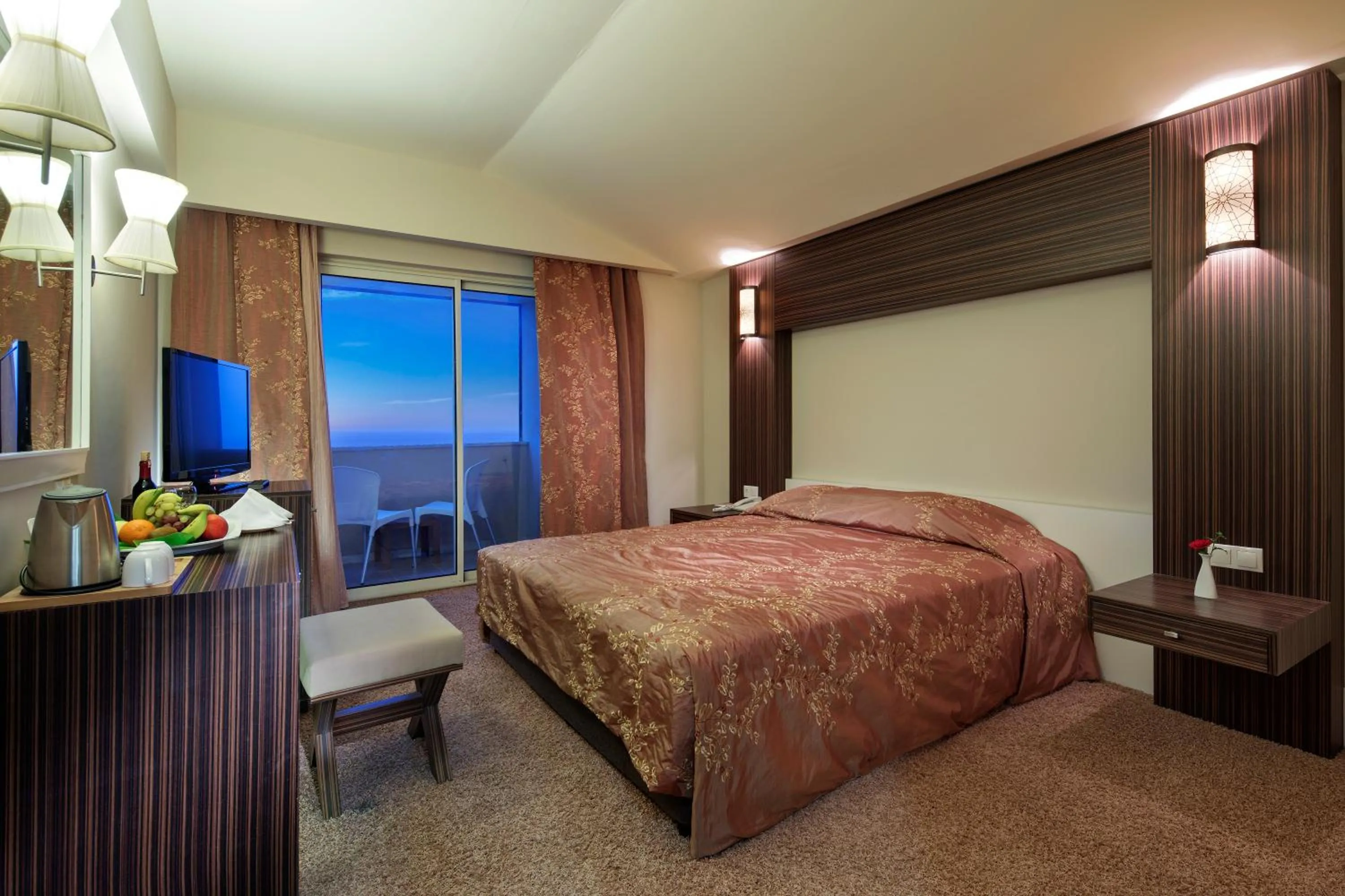 Property building, Bed in Crystal Family Comfort Collection - Ultimate All Inclusive