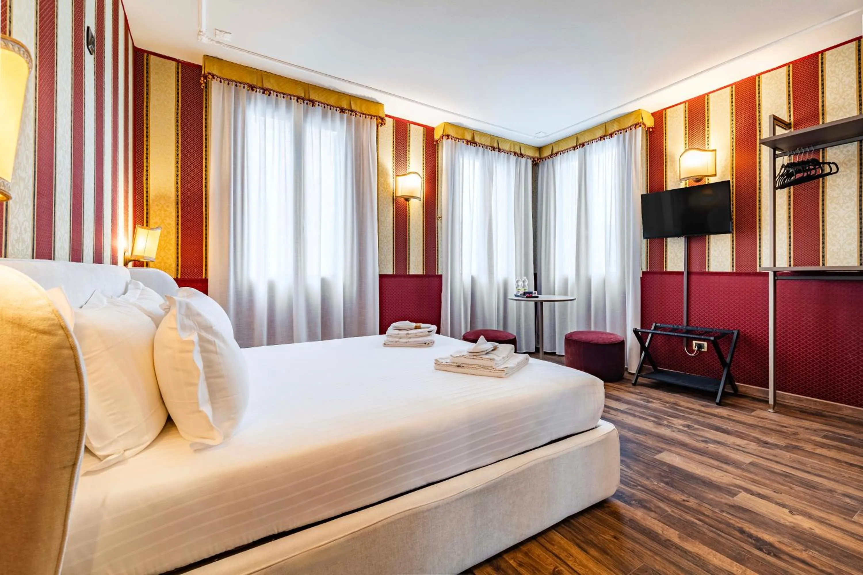 Bedroom, Bed in Ca' Morosini