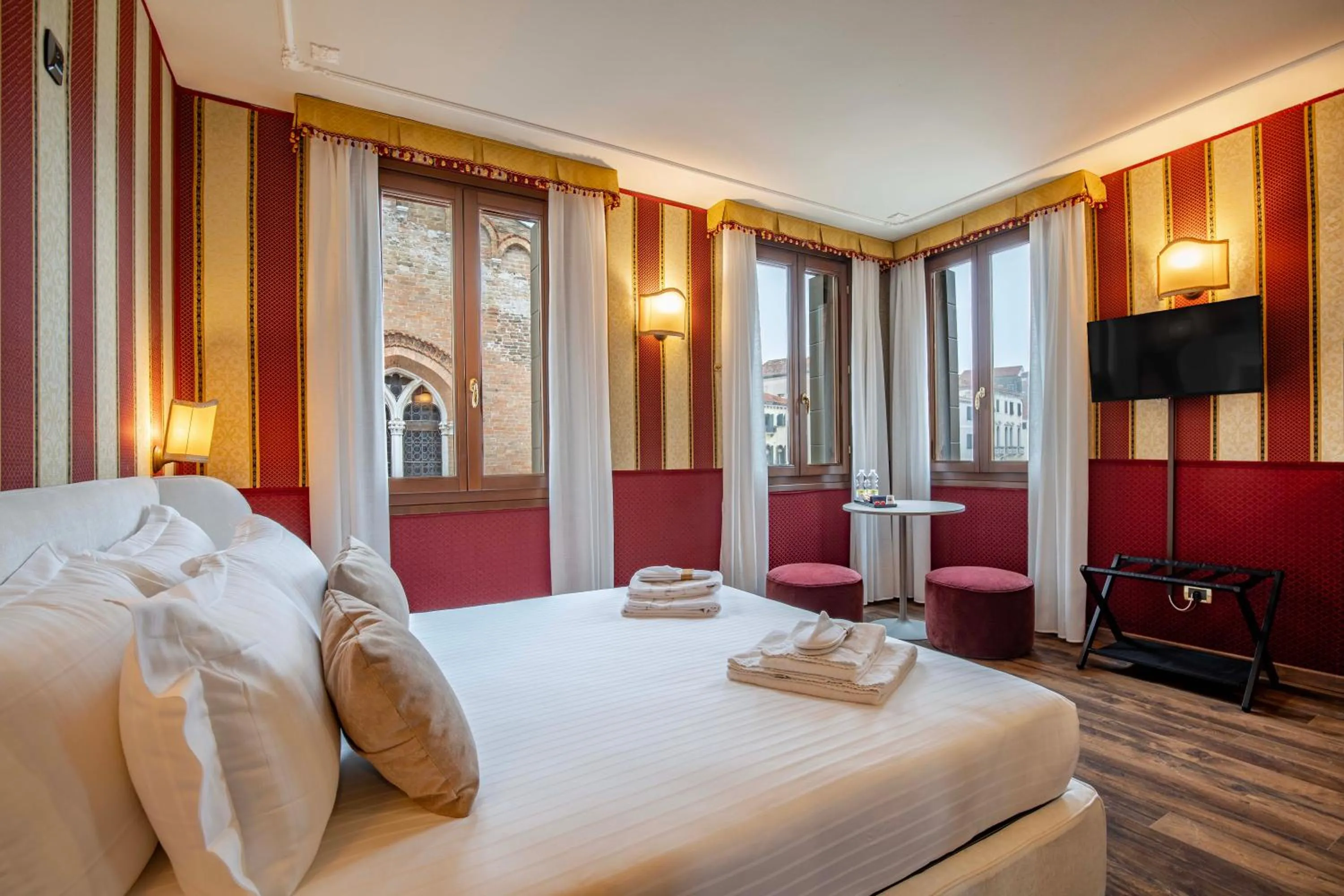 Bedroom, Bed in Ca' Morosini