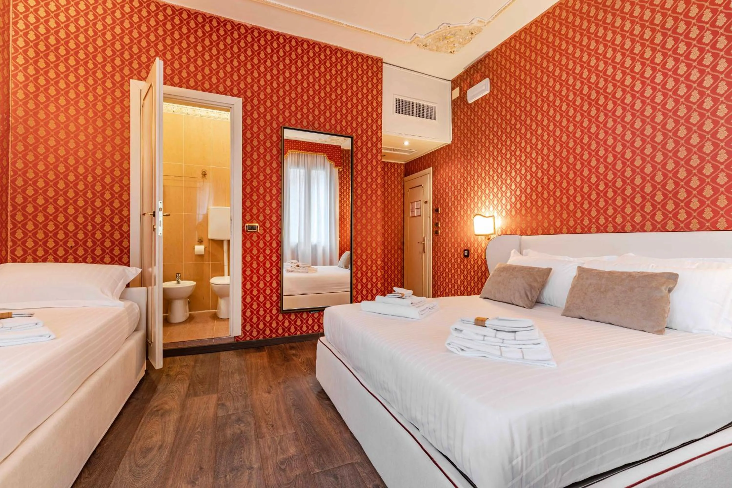 Bedroom, Bed in Ca' Morosini