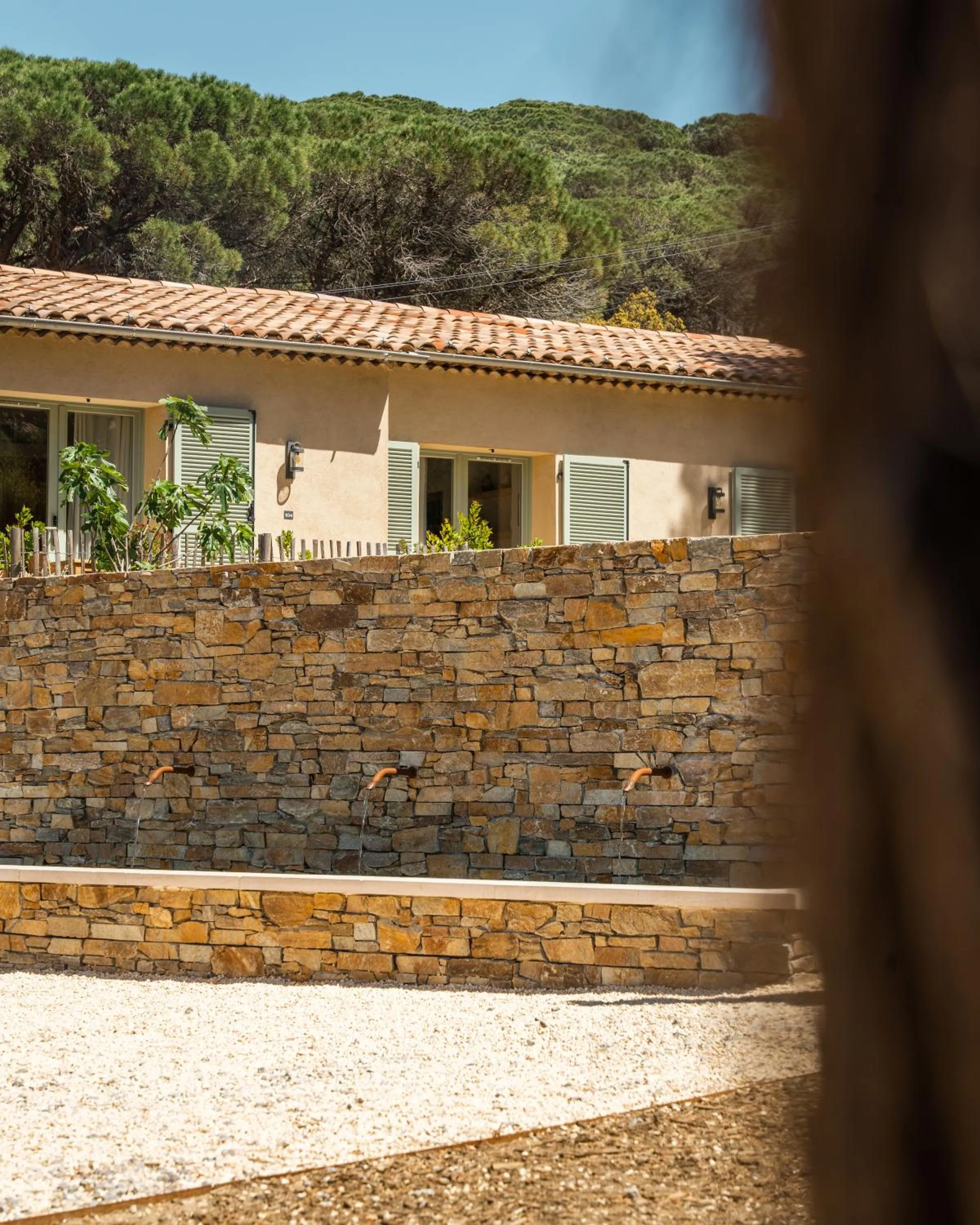 Property building in Hôtel L'Escalet